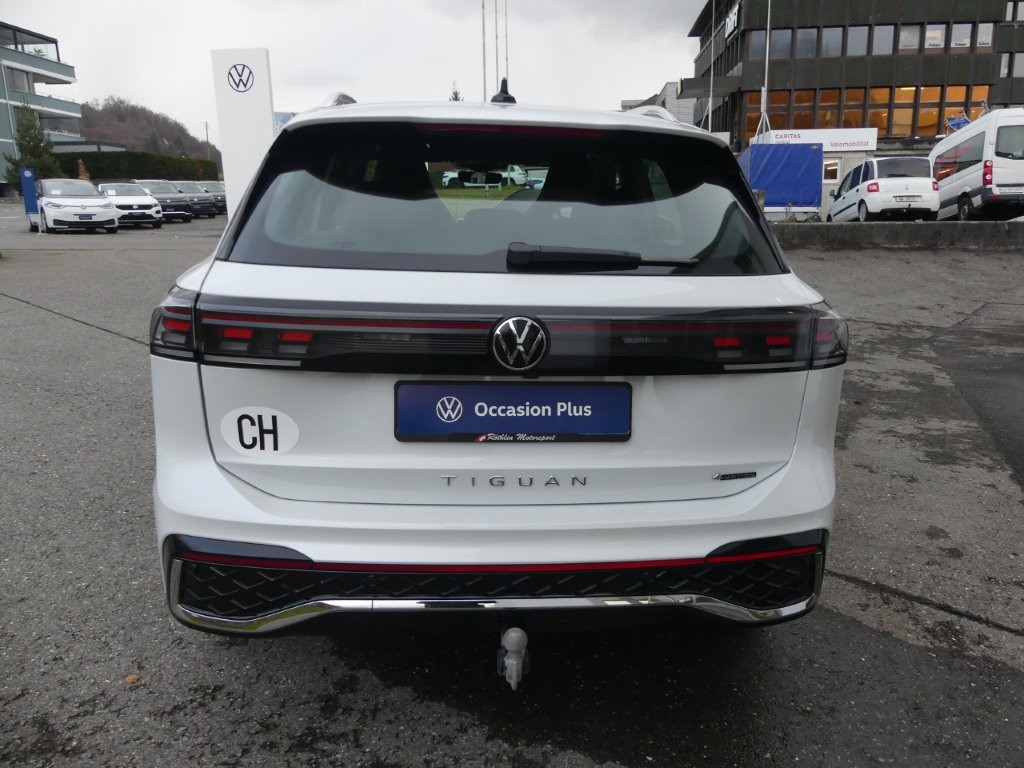 VW Tiguan 2.0 TDI SCR R-Line 4Motion DSG-image-2