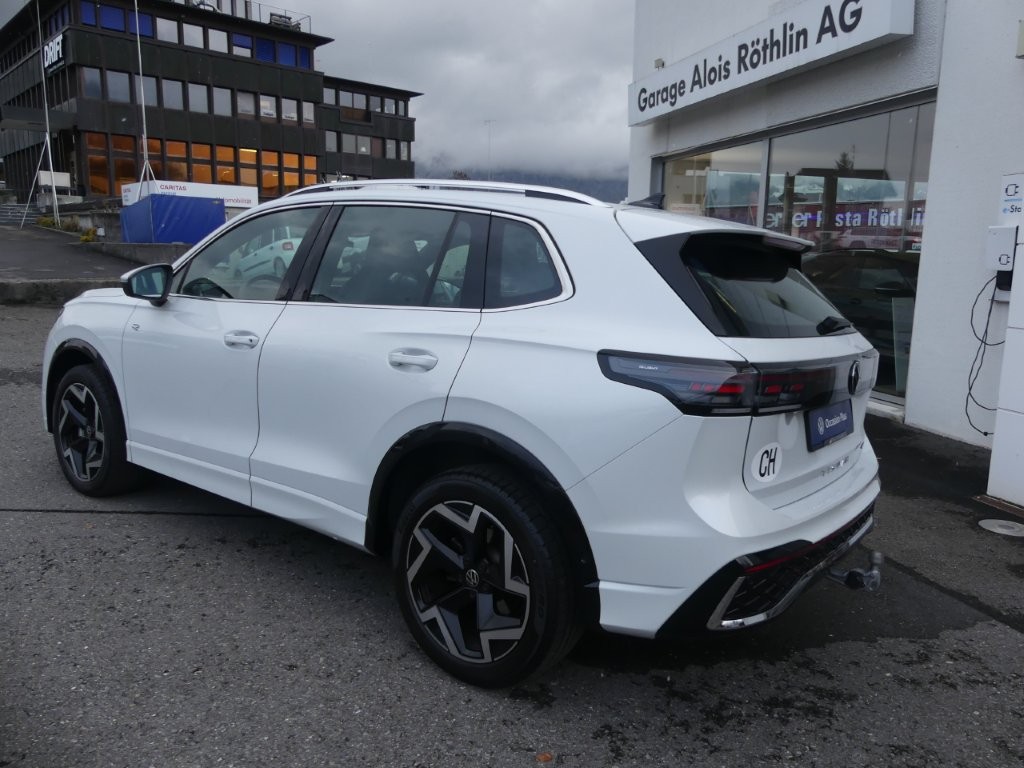 VW Tiguan 2.0 TDI SCR R-Line 4Motion DSG-image-1