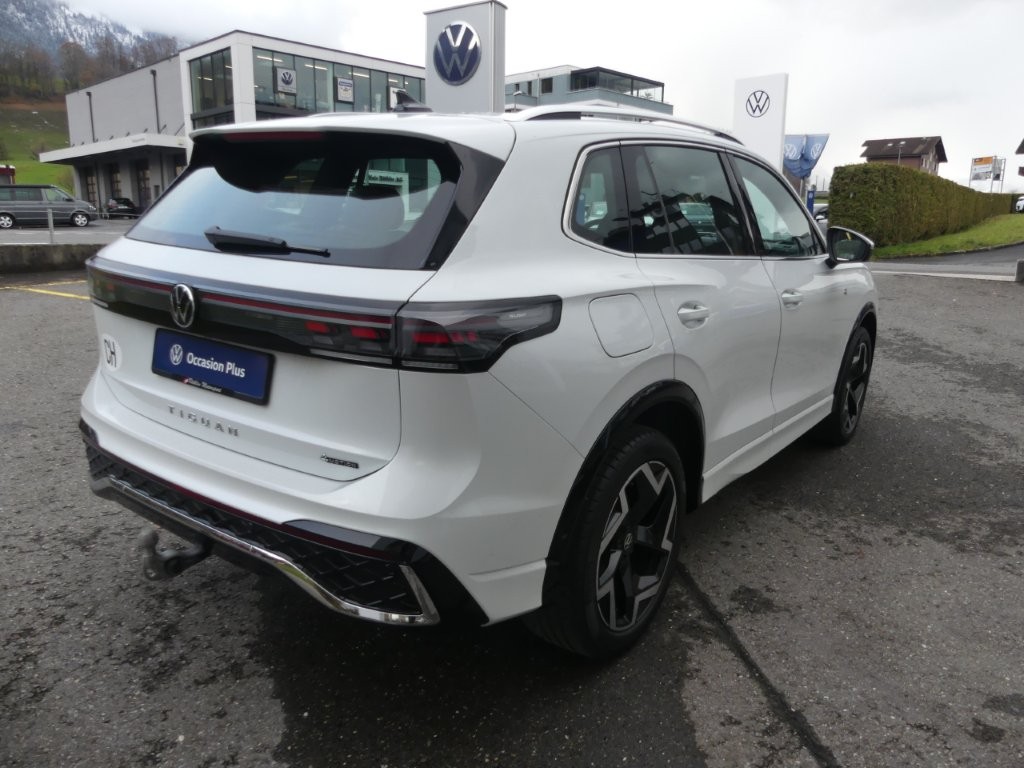 VW Tiguan 2.0 TDI SCR R-Line 4Motion DSG-image-3