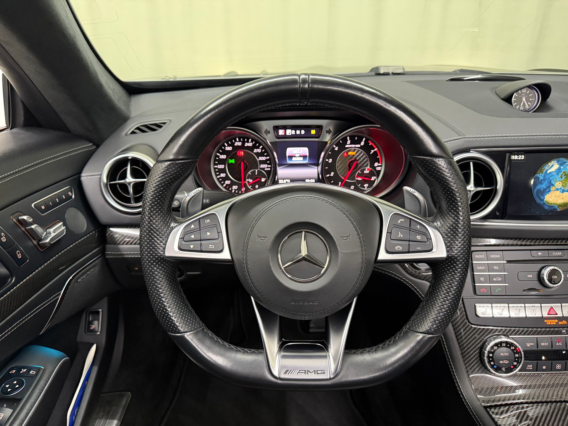MERCEDES-BENZ SL 63 AMG Speedshift-image-11