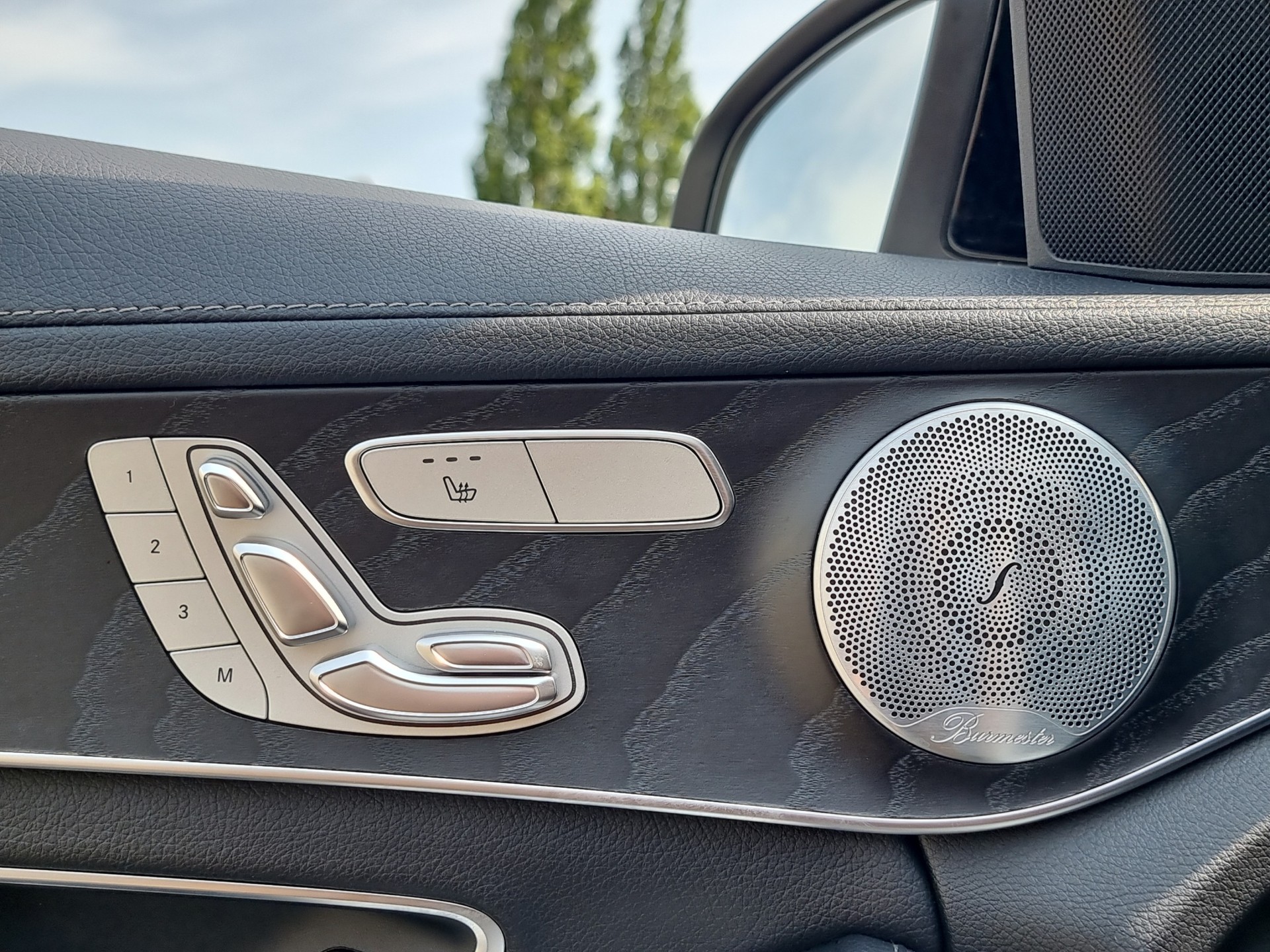 MERCEDES-BENZ C 220d SwissStar AMG Line 4m-image-10