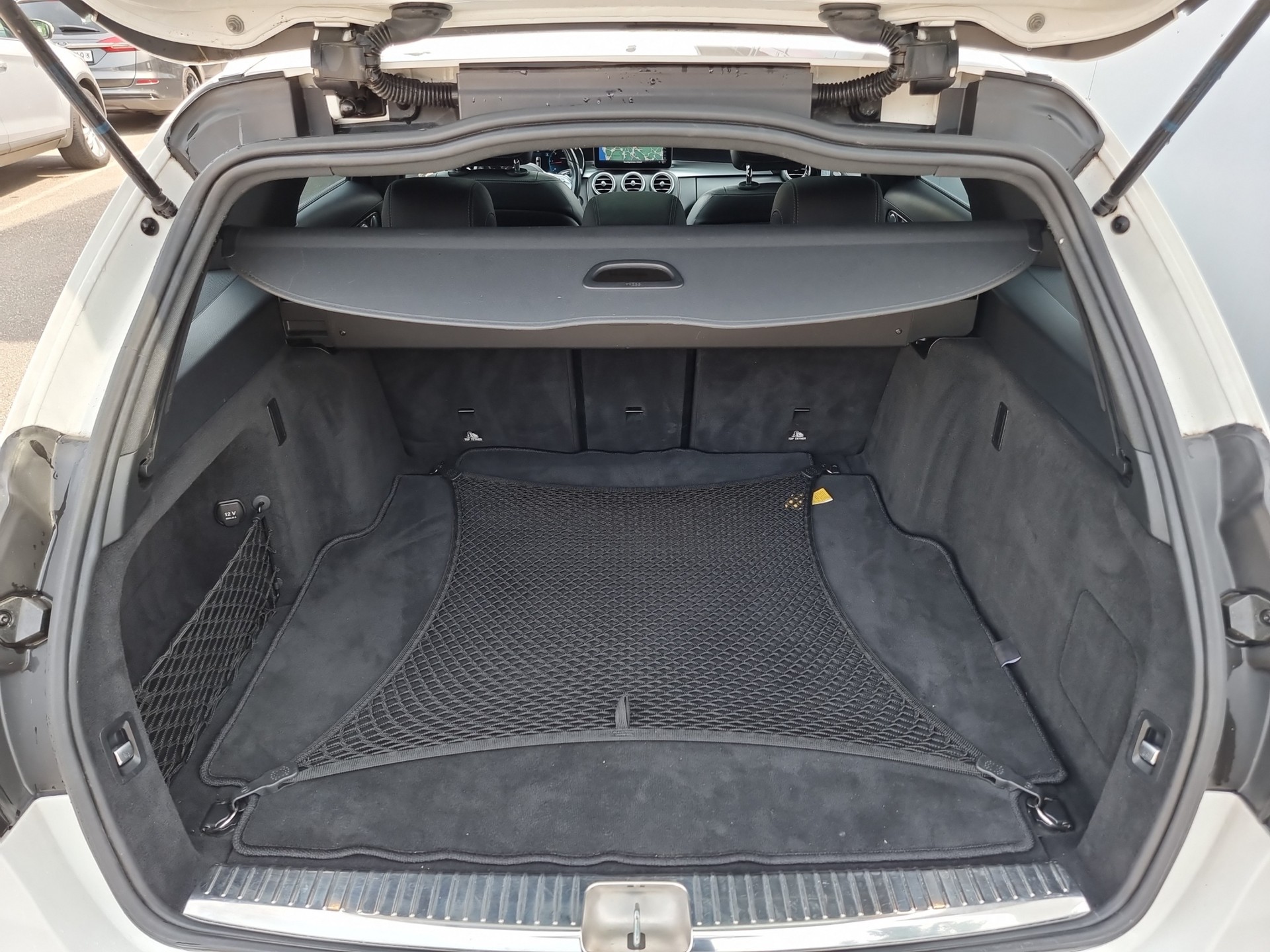 MERCEDES-BENZ C 220d SwissStar AMG Line 4m-image-15