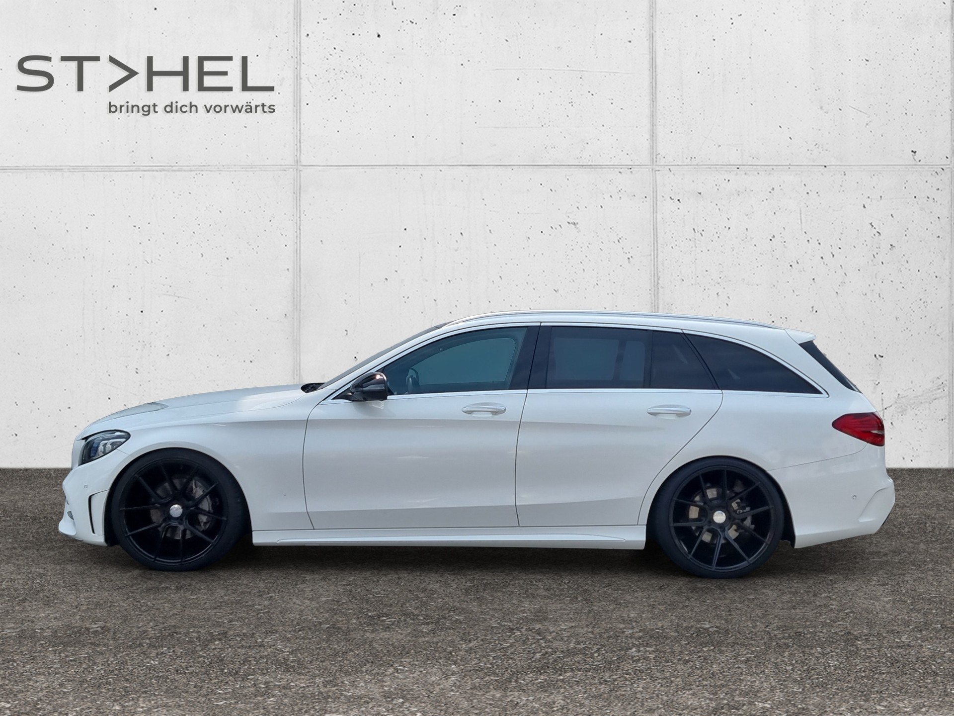 MERCEDES-BENZ C 220d SwissStar AMG Line 4m-image-1