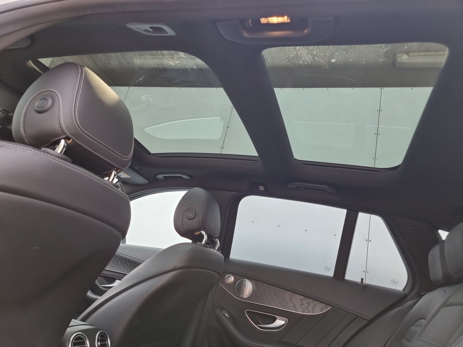MERCEDES-BENZ C 220d SwissStar AMG Line 4m-image-12