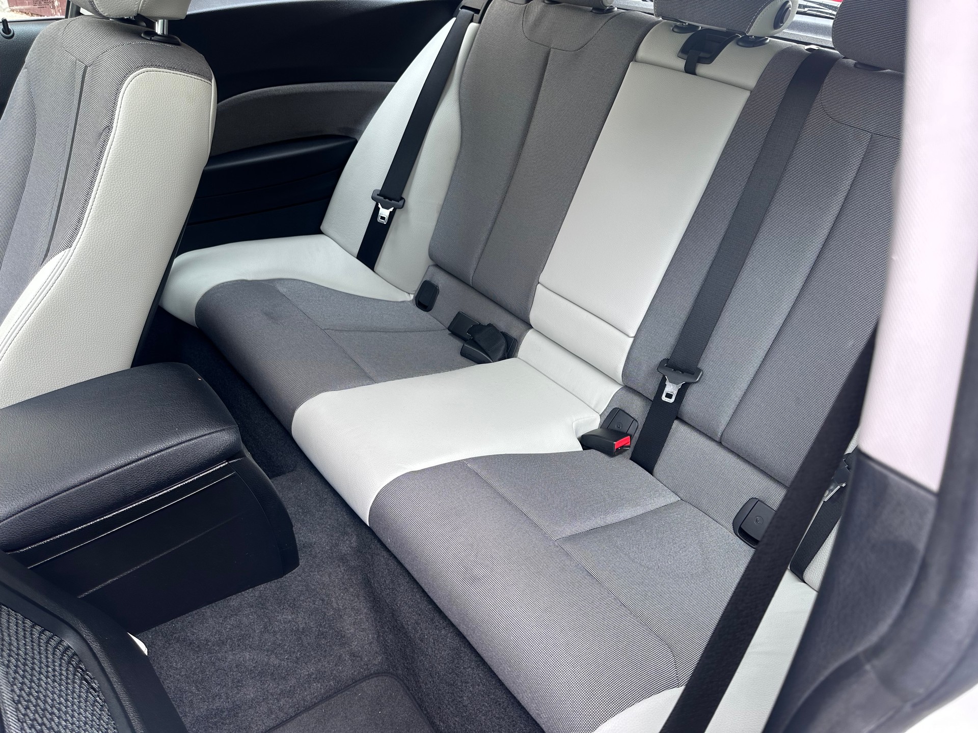 BMW 125i-image-6