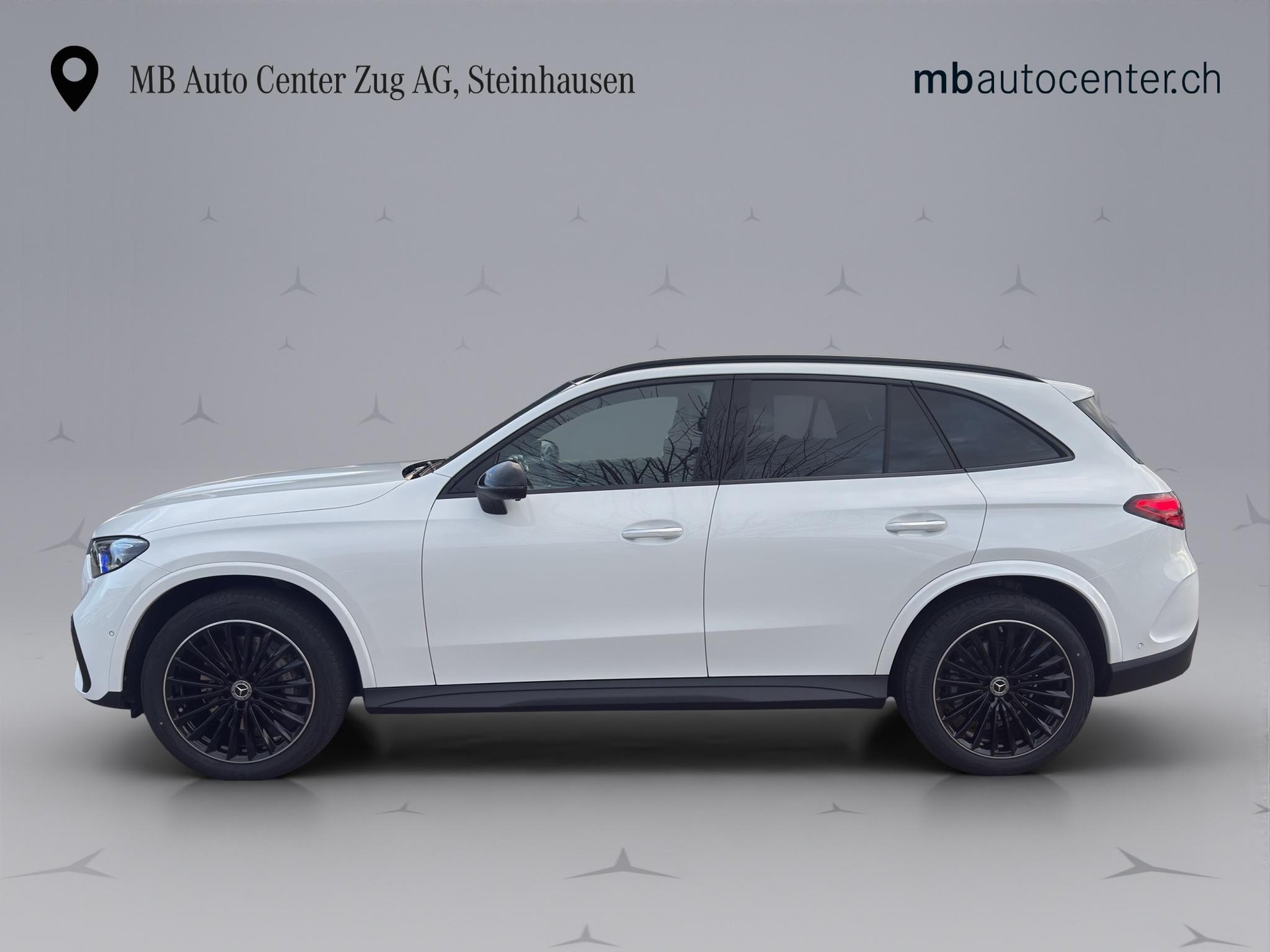 MERCEDES-BENZ GLC 220 d AMG Line 4matic-image-2