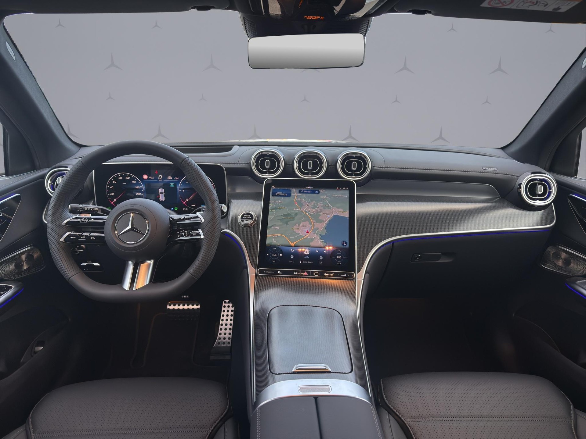 MERCEDES-BENZ GLC 220 d AMG Line 4matic-image-13