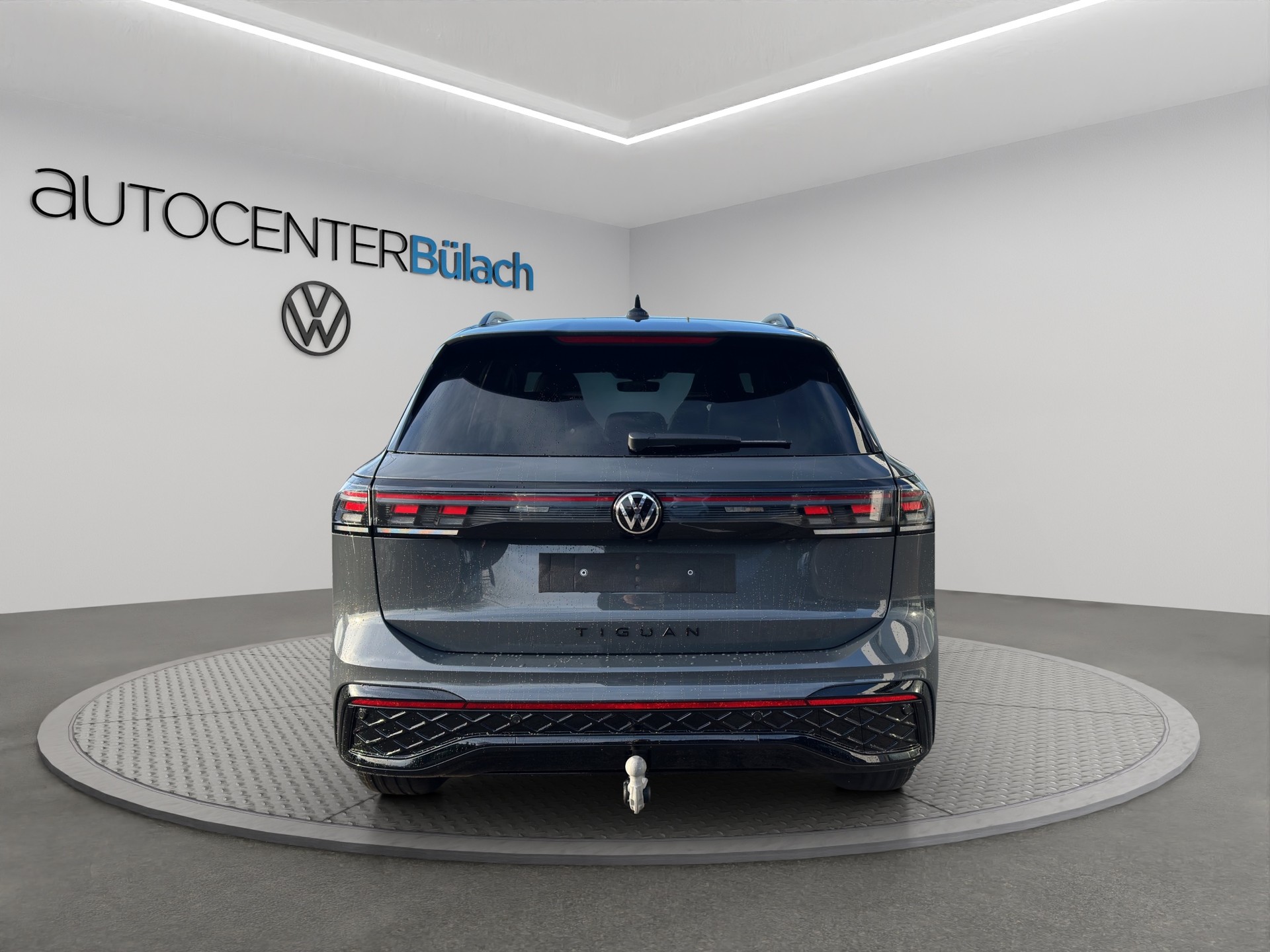VW Tiguan 2.0 TSI DSG R-Line 4Motion-image-5