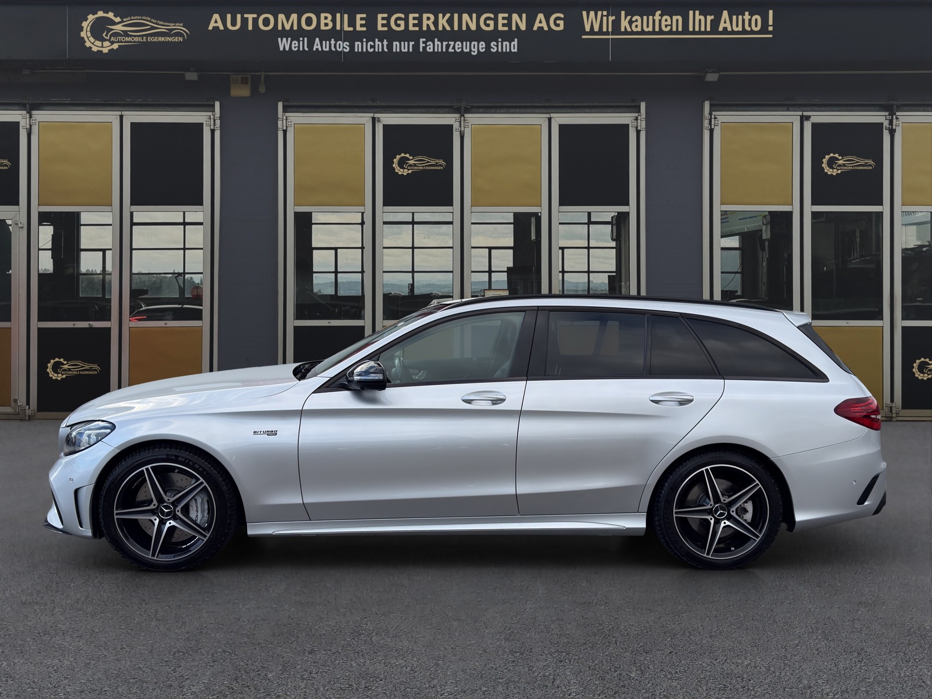 MERCEDES-BENZ C 43 AMG 4matic Kombi-image-7