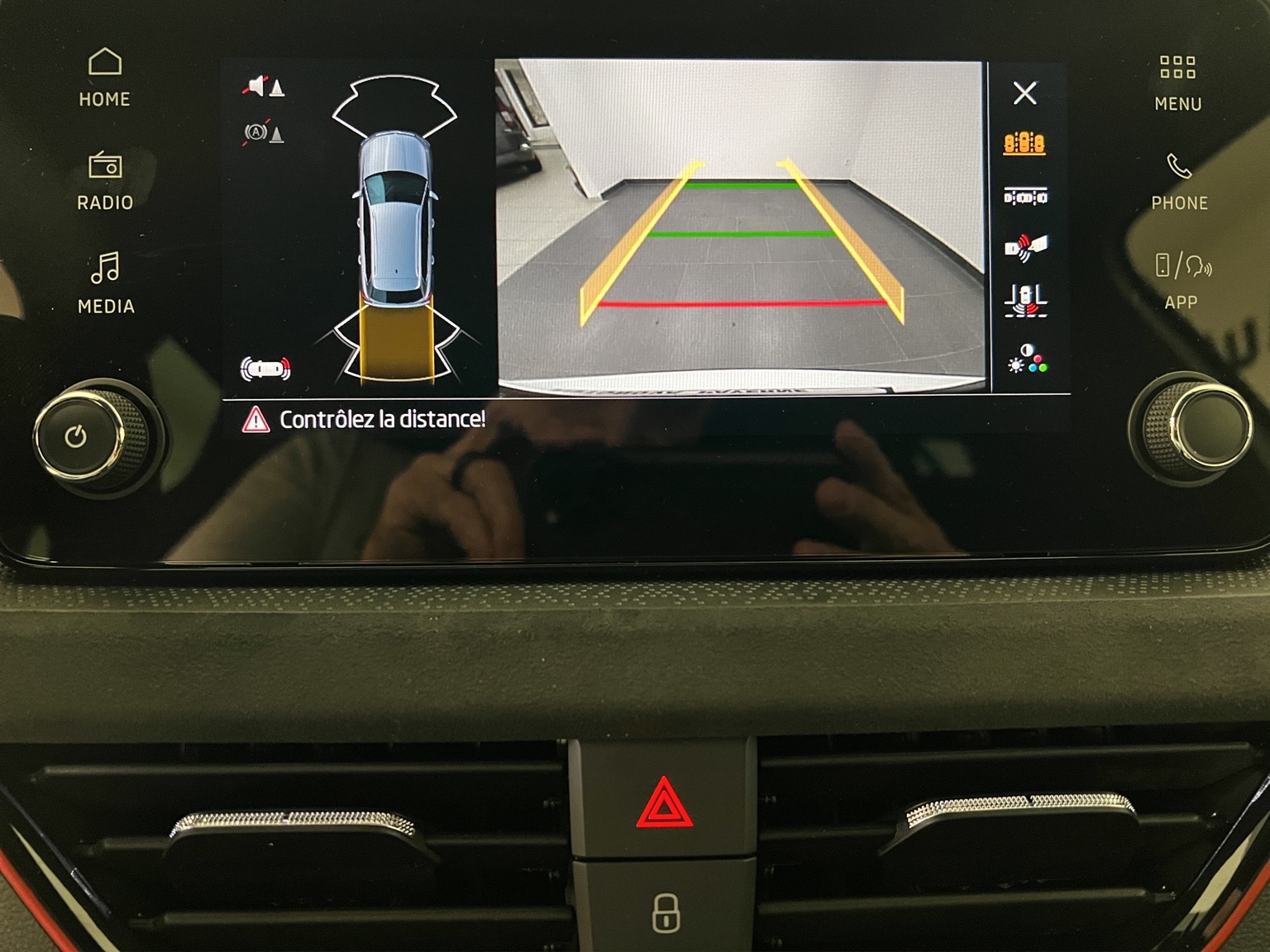 SKODA Kamiq 1.0 TSI Dynamic DSG-image-11