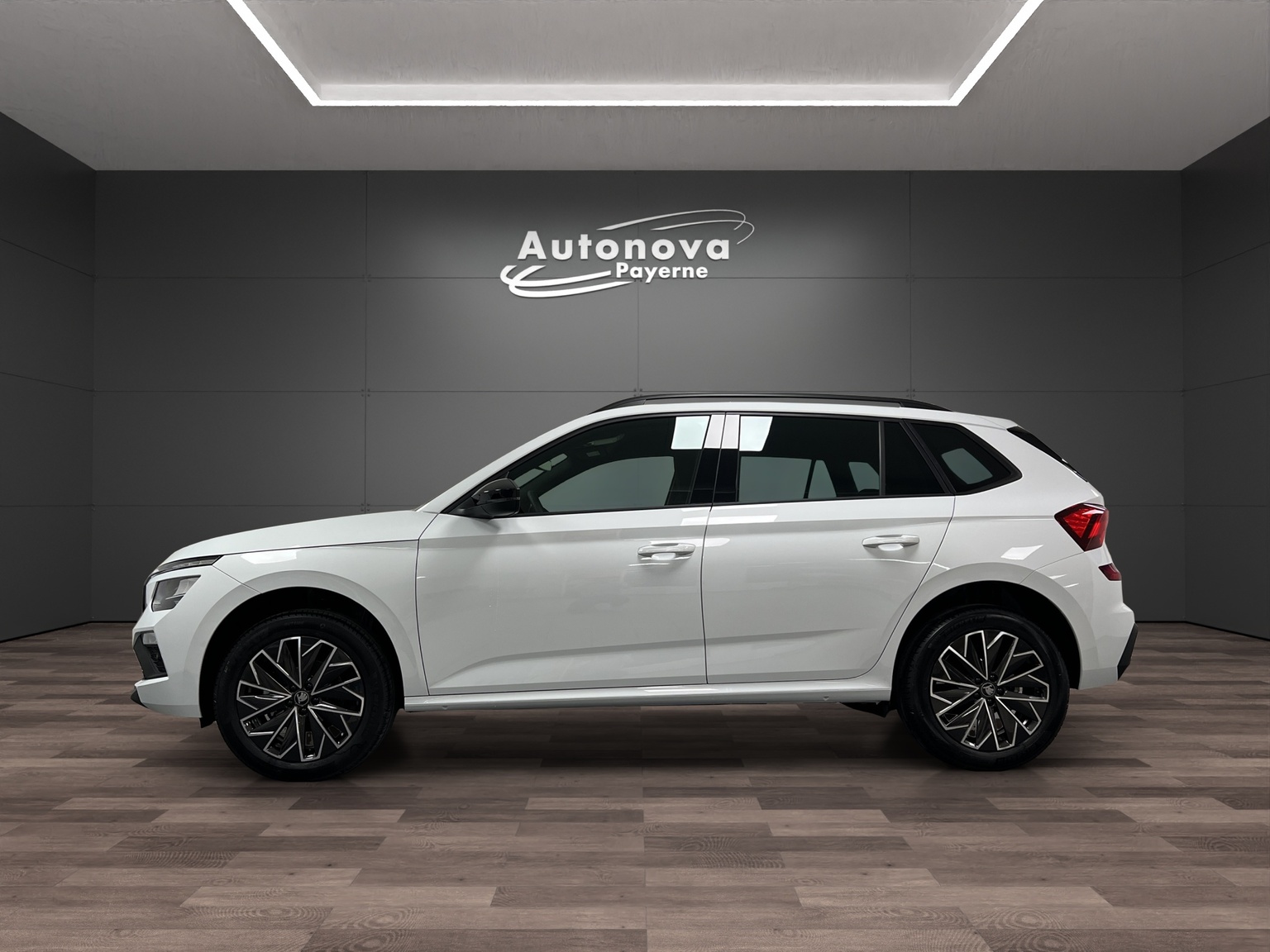 SKODA Kamiq 1.0 TSI Dynamic DSG-image-2