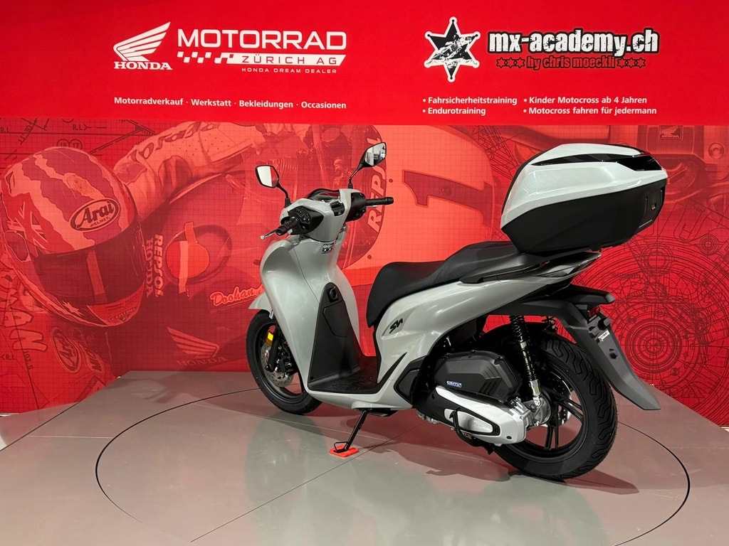 HONDA SH 125 *Neufahrzeug* *Falcon Grey*-showroom-element-1