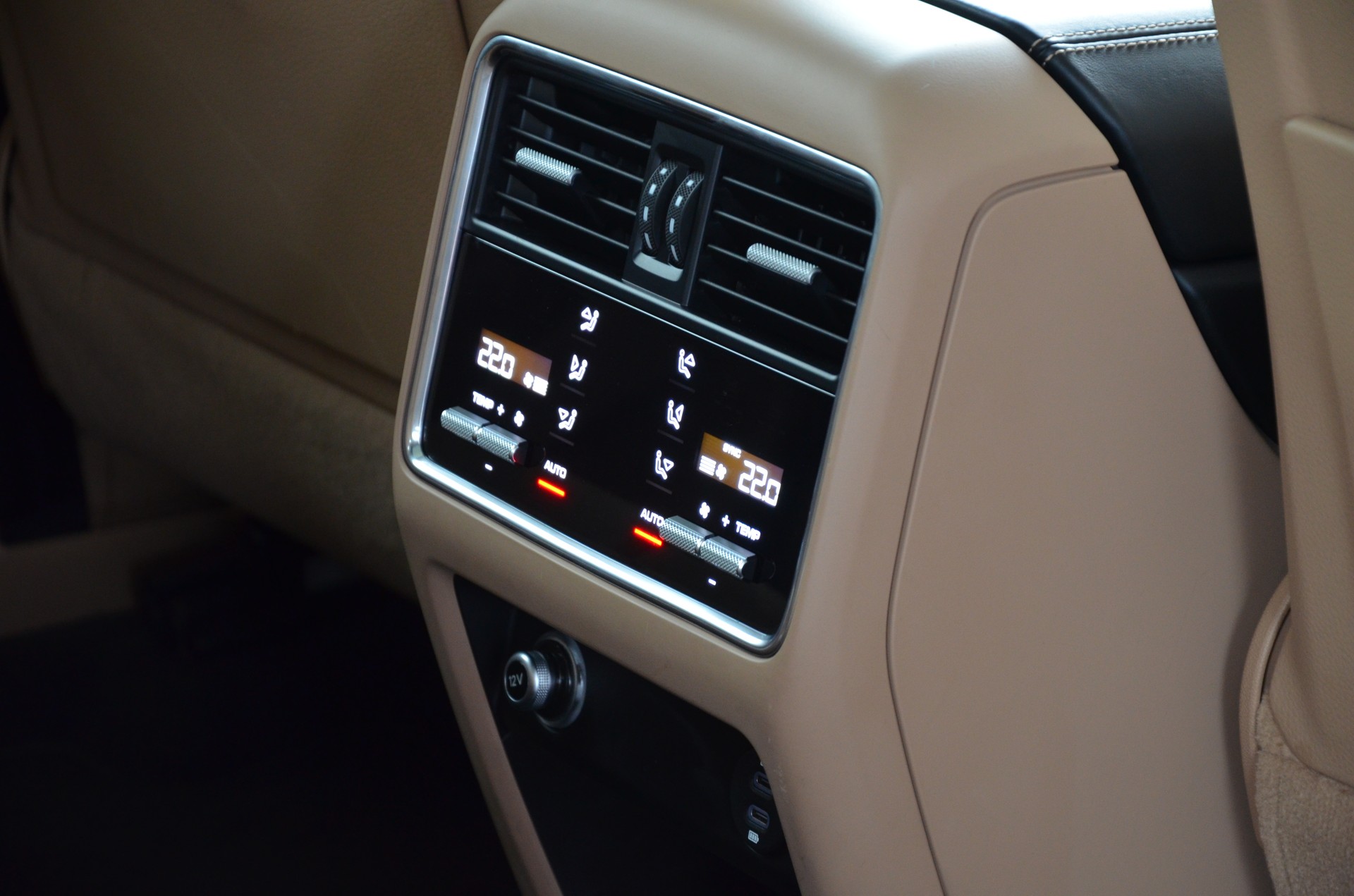 PORSCHE Cayenne Coupé E-Hybrid*Frisch ab MFK,1 Jahr oder 20'000km Garantie*-image-26