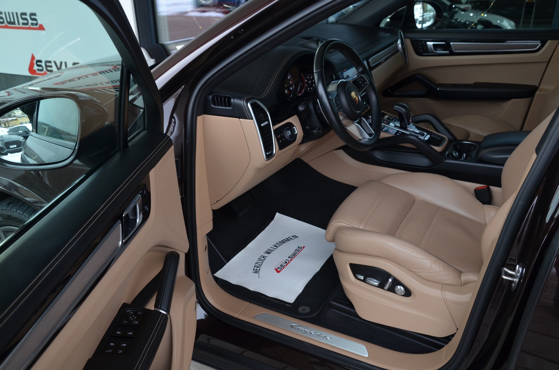 PORSCHE Cayenne Coupé E-Hybrid*Frisch ab MFK,1 Jahr oder 20'000km Garantie*-image-8