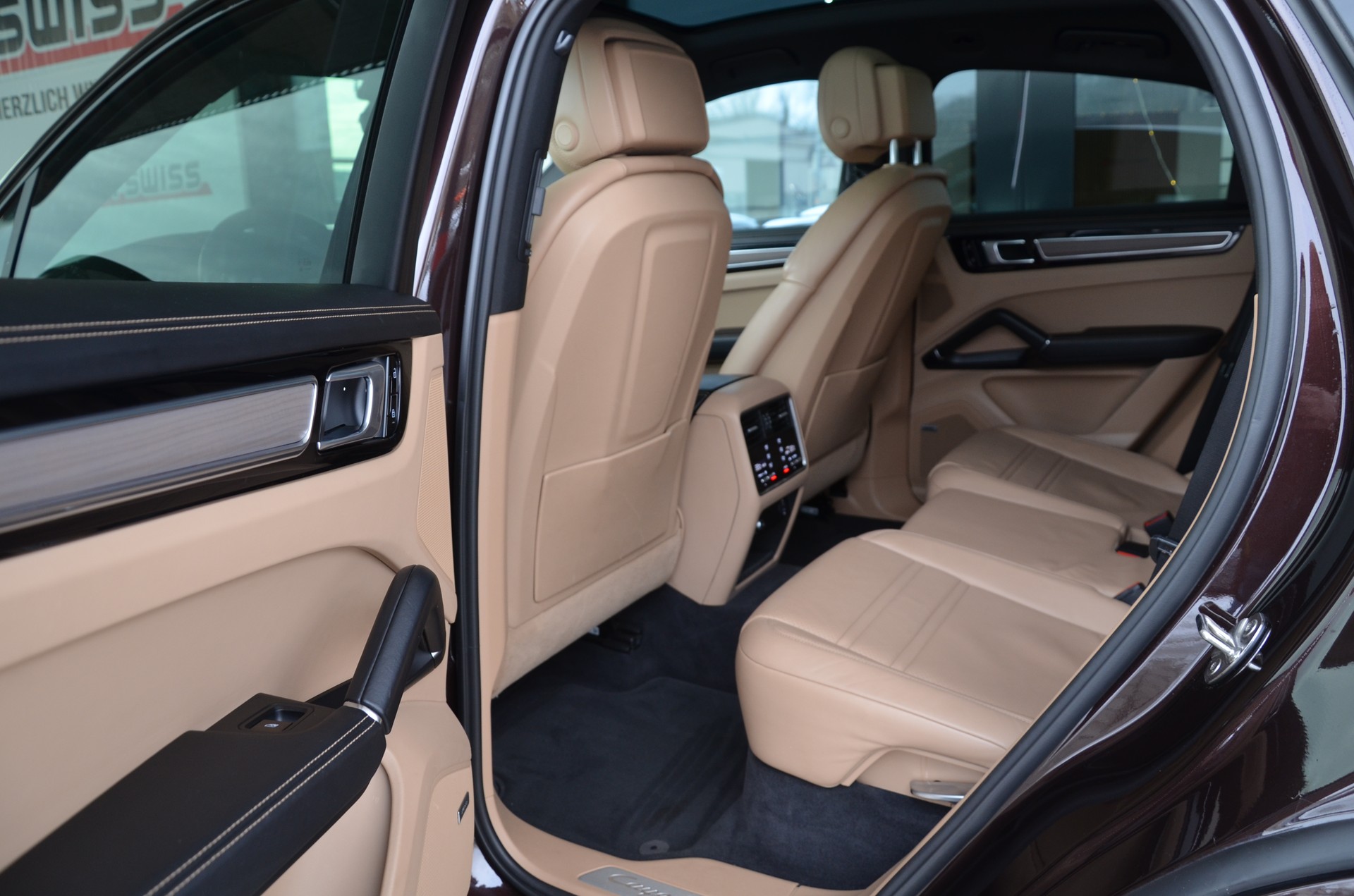 PORSCHE Cayenne Coupé E-Hybrid*Frisch ab MFK,1 Jahr oder 20'000km Garantie*-image-9