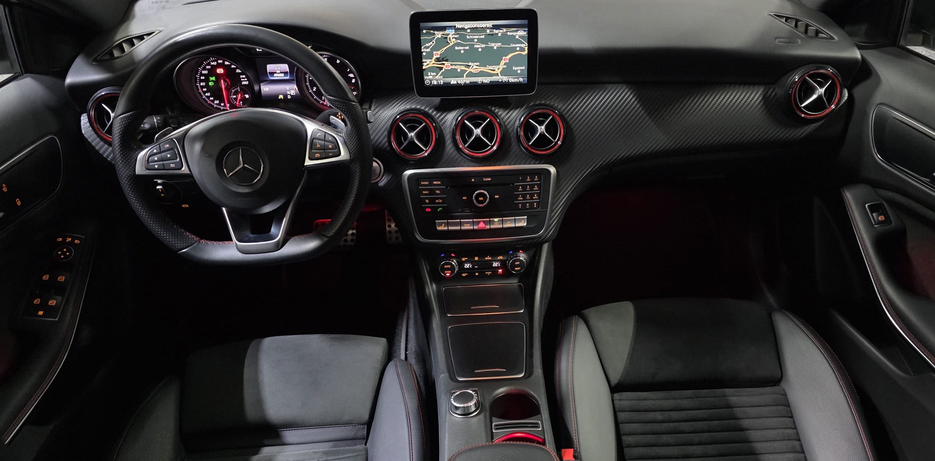 MERCEDES-BENZ A 250 Sport 4Matic 7G-DCT*CH-Fahrzeug*-image-10