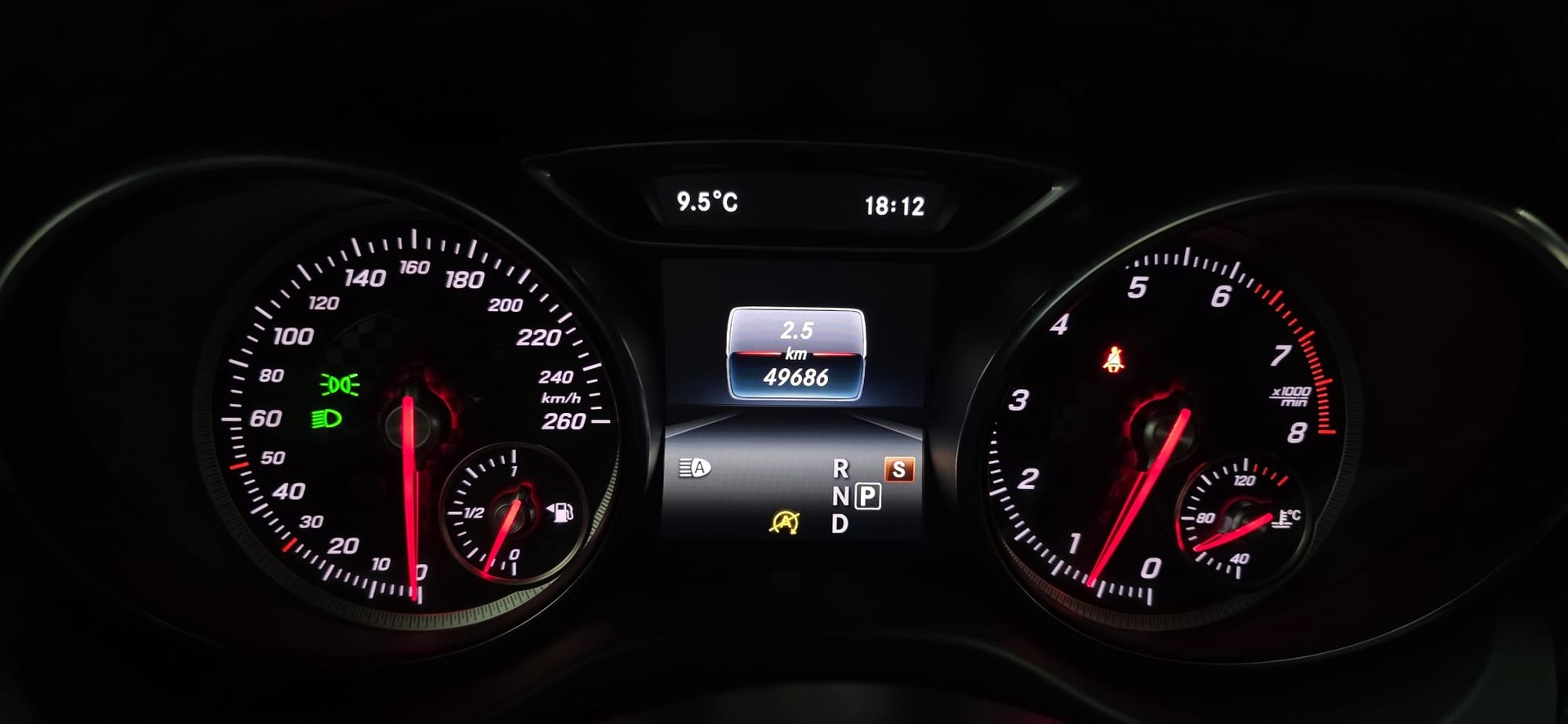 MERCEDES-BENZ A 250 Sport 4Matic 7G-DCT*CH-Fahrzeug*-image-13