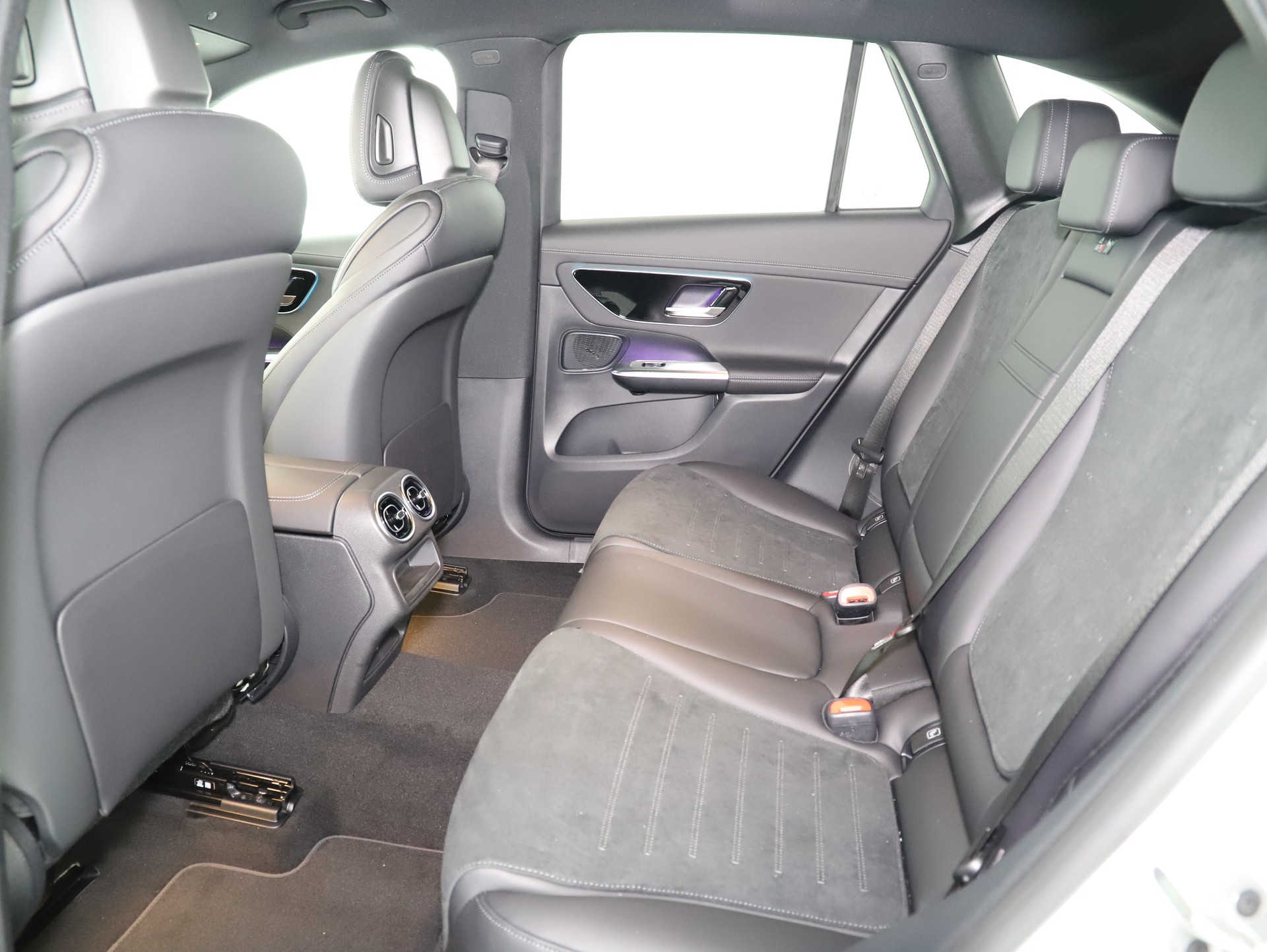 MERCEDES-BENZ GLC 220 d 4M 9G-Tronic-image-10