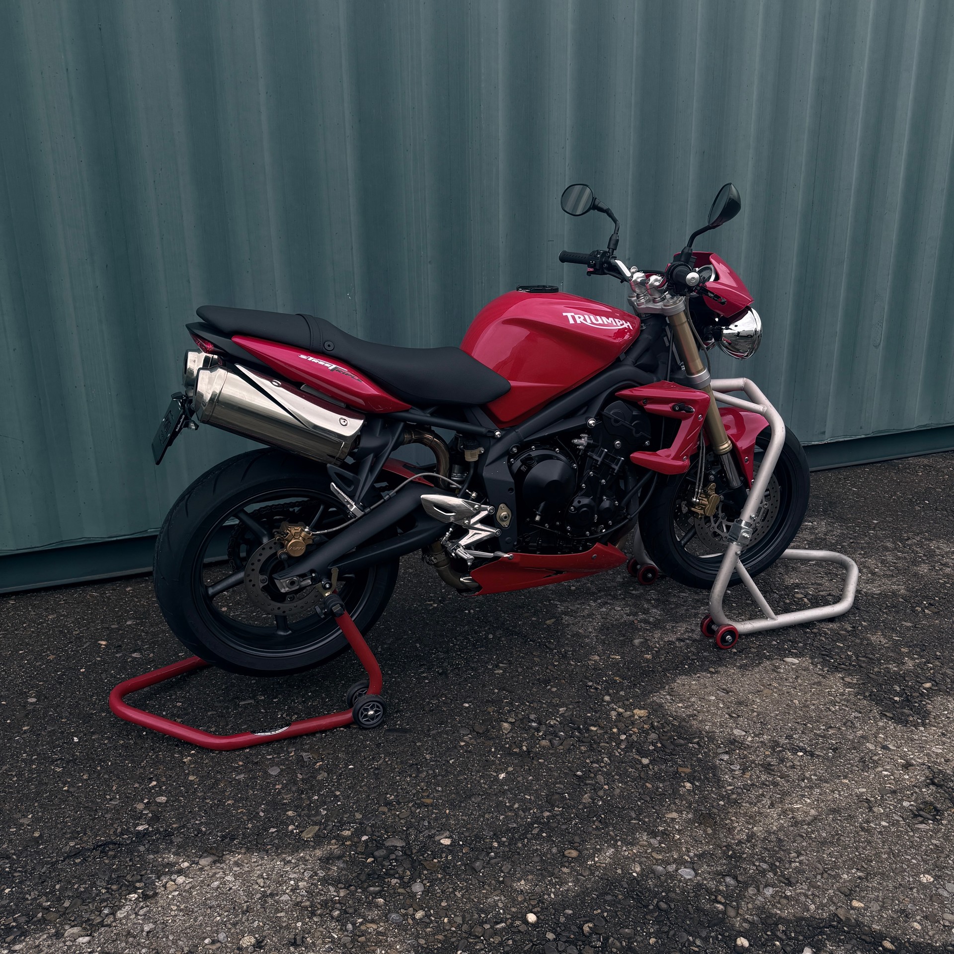 TRIUMPH Street Triple 675-image-4