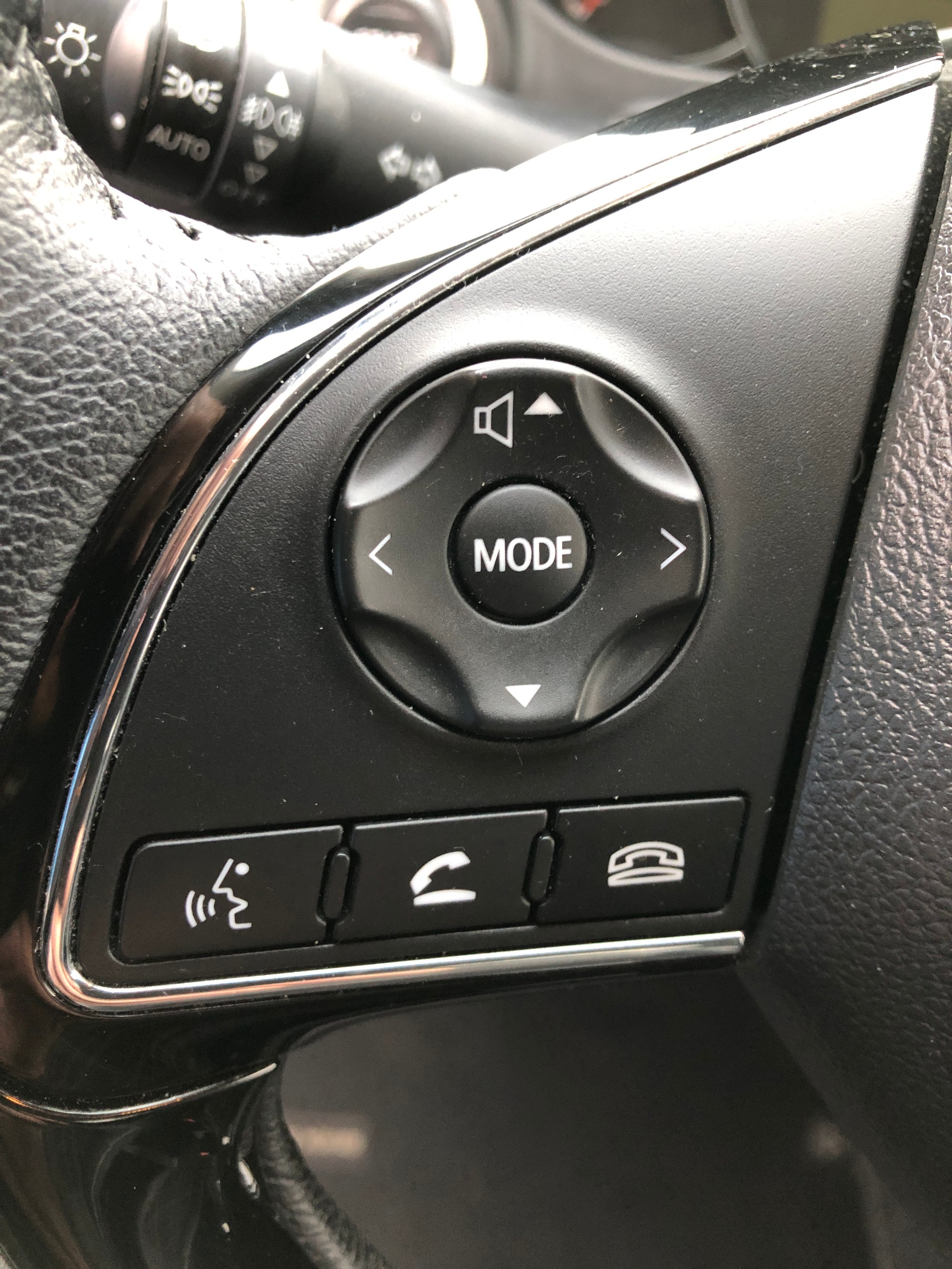 MITSUBISHI Space Star 1.2 CVT Intense+-image-11