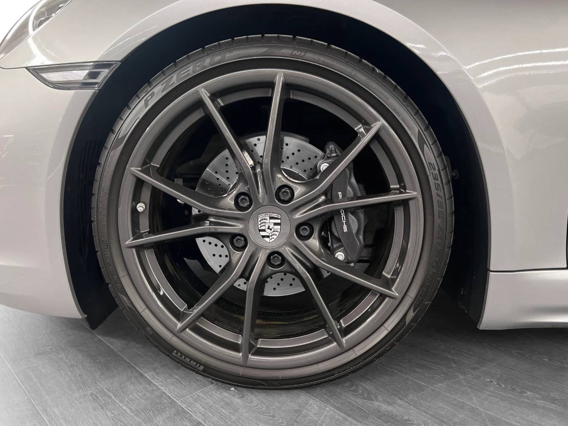 PORSCHE 718 Boxster T-image-11