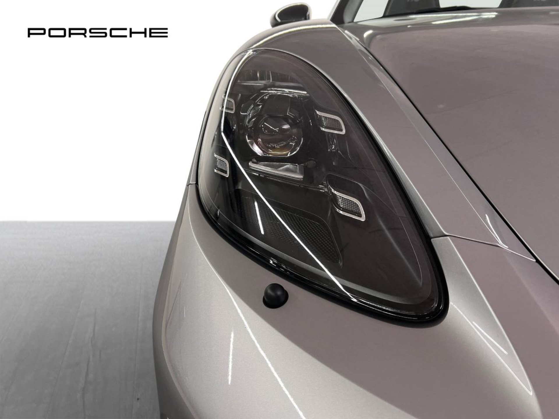 PORSCHE 718 Boxster T-image-12