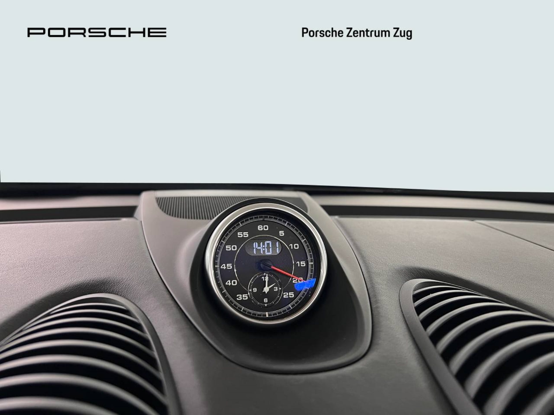 PORSCHE 718 Boxster T-image-25