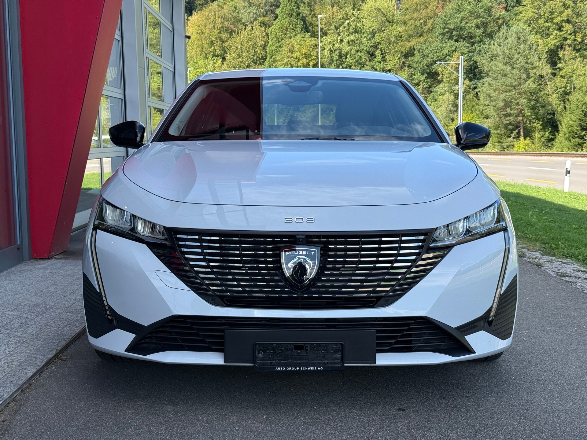PEUGEOT 308 1.2 Pure Tech Allure EAT8 LEASING AB 308.87 CHF / MONAT-image-3