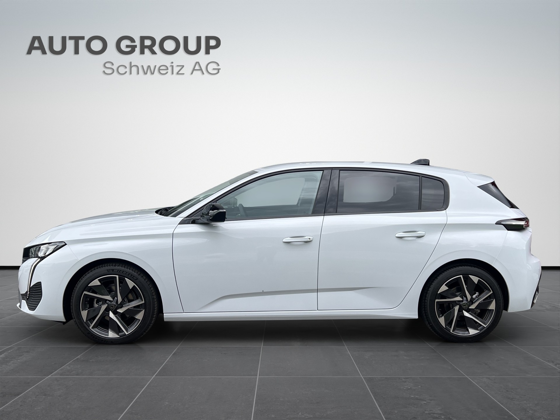 PEUGEOT 308 1.2 Pure Tech Allure EAT8-image-2