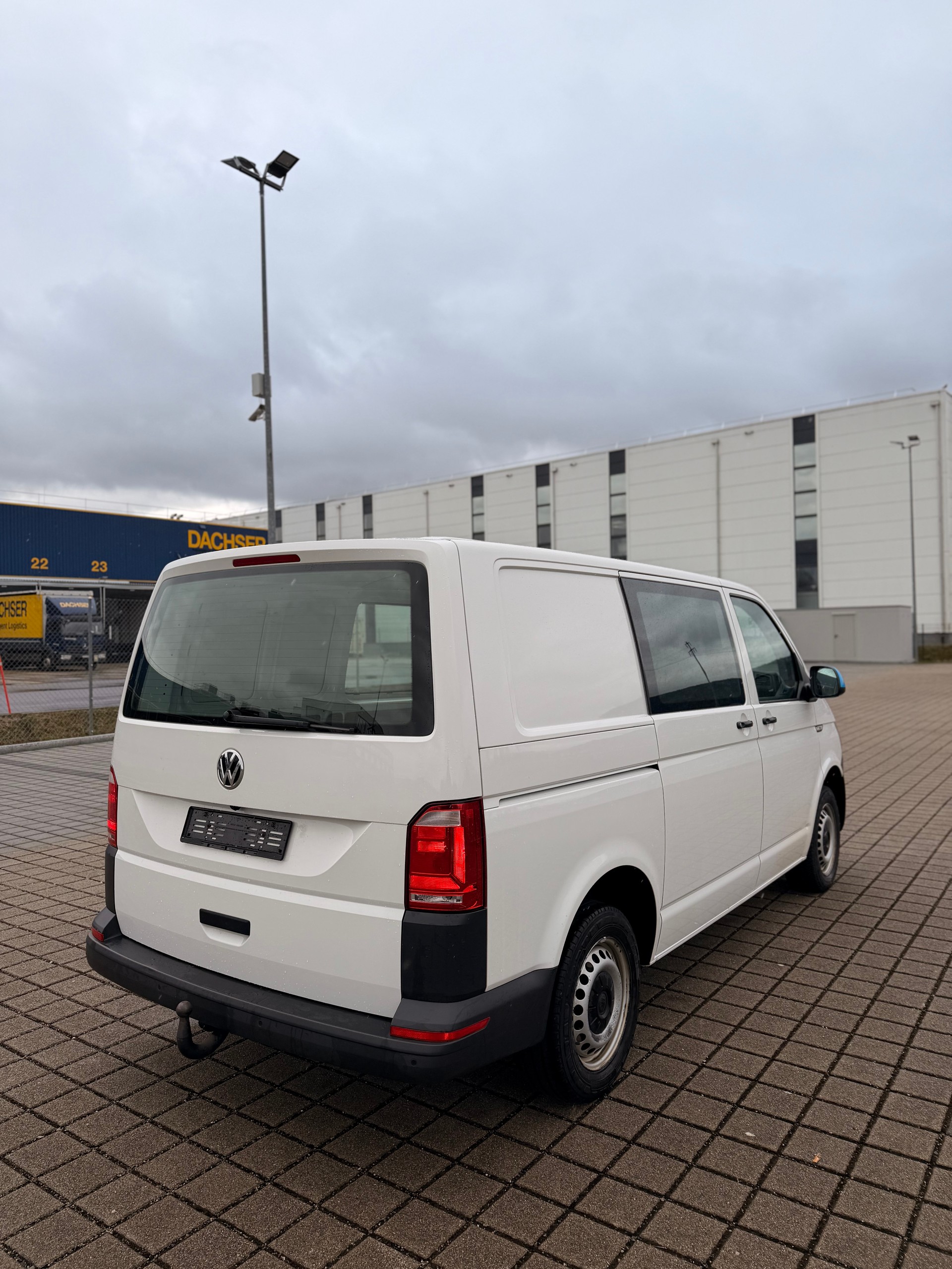 VW T6 2.0 TDI 4Motion-image-4
