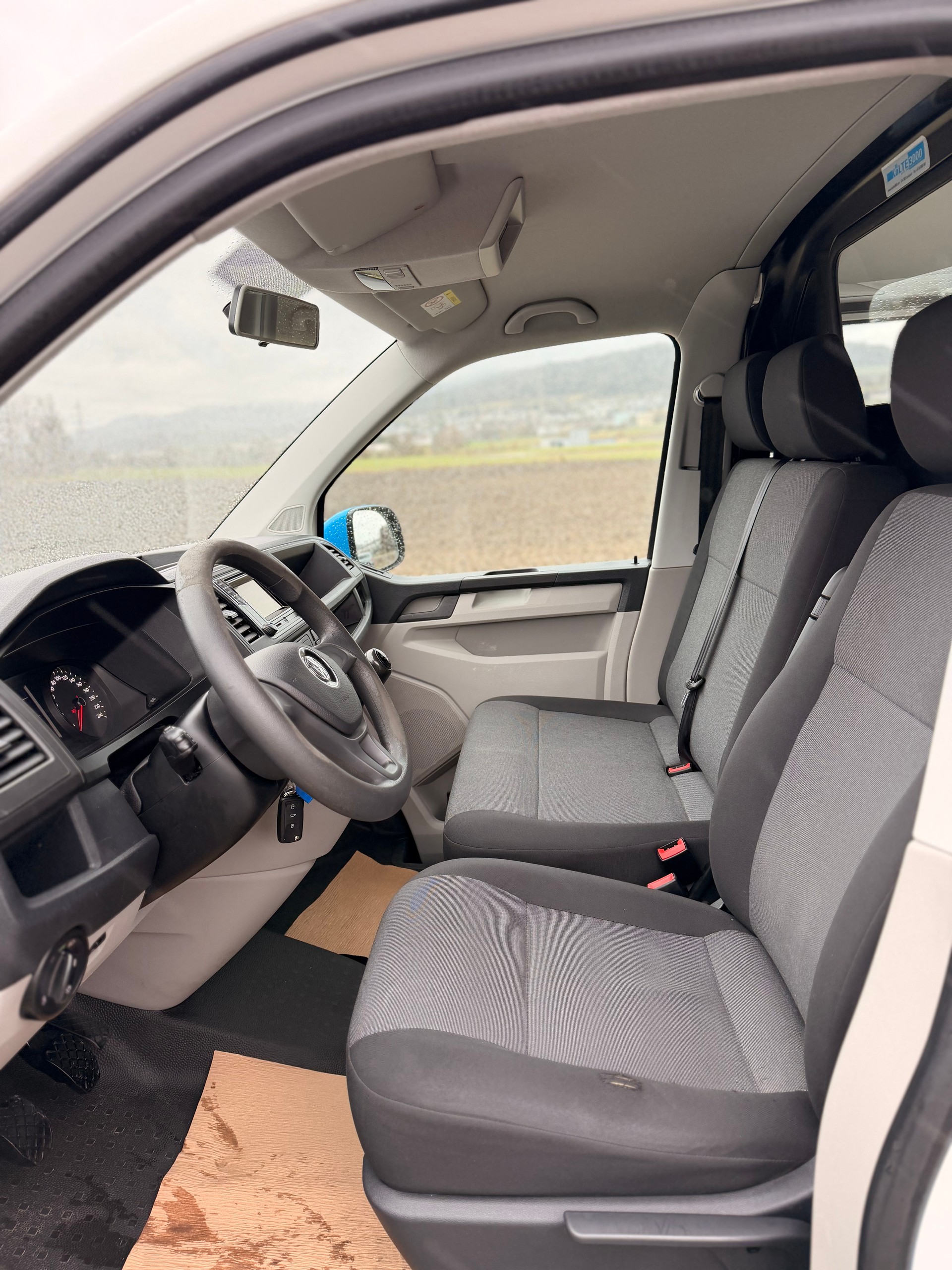 VW T6 2.0 TDI 4Motion-image-10