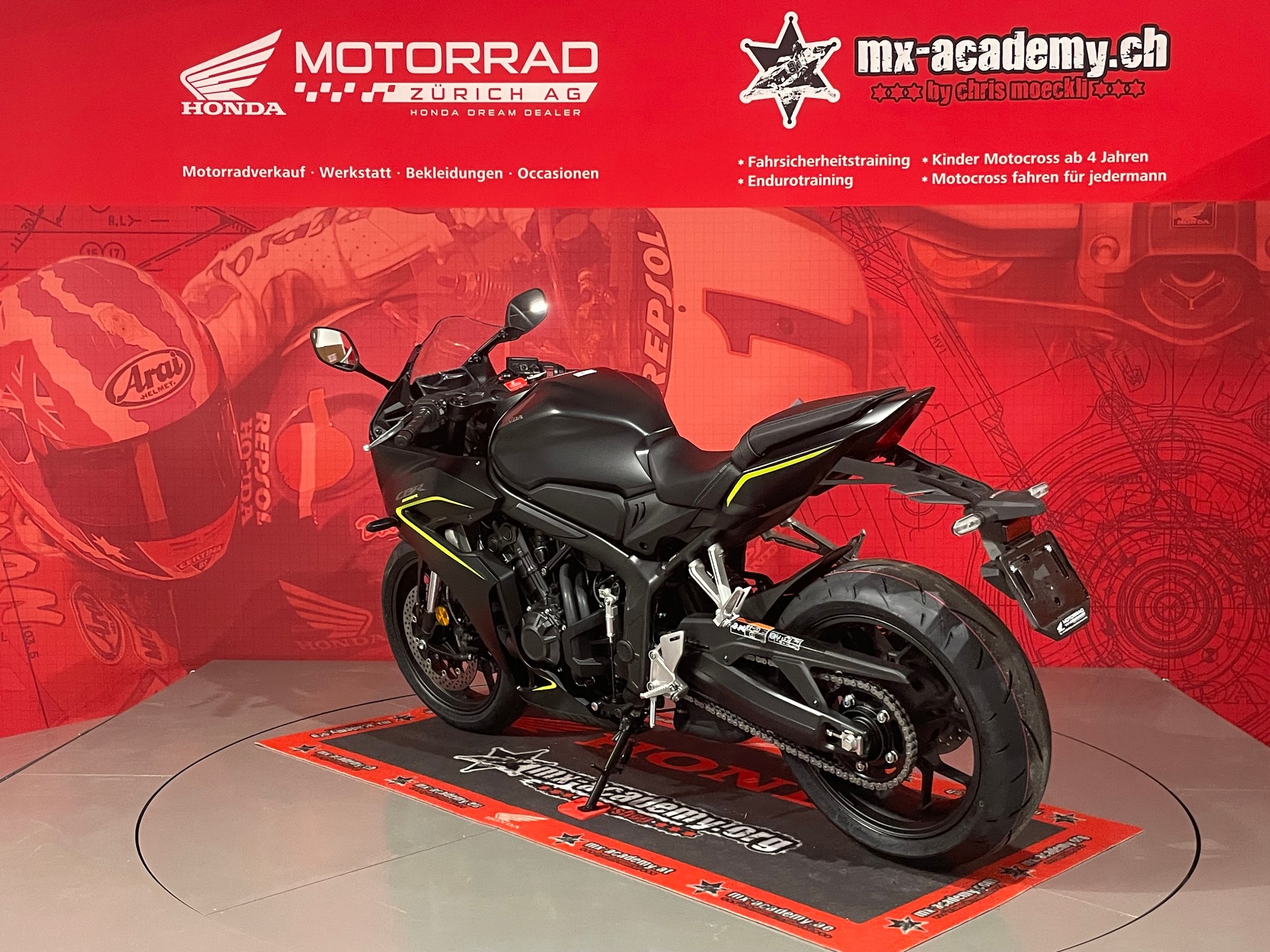HONDA CBR 650 R E-Clutch*Modell 2026**Neufahrzeug**Matte Gunpowder Black Metallic*-image-5