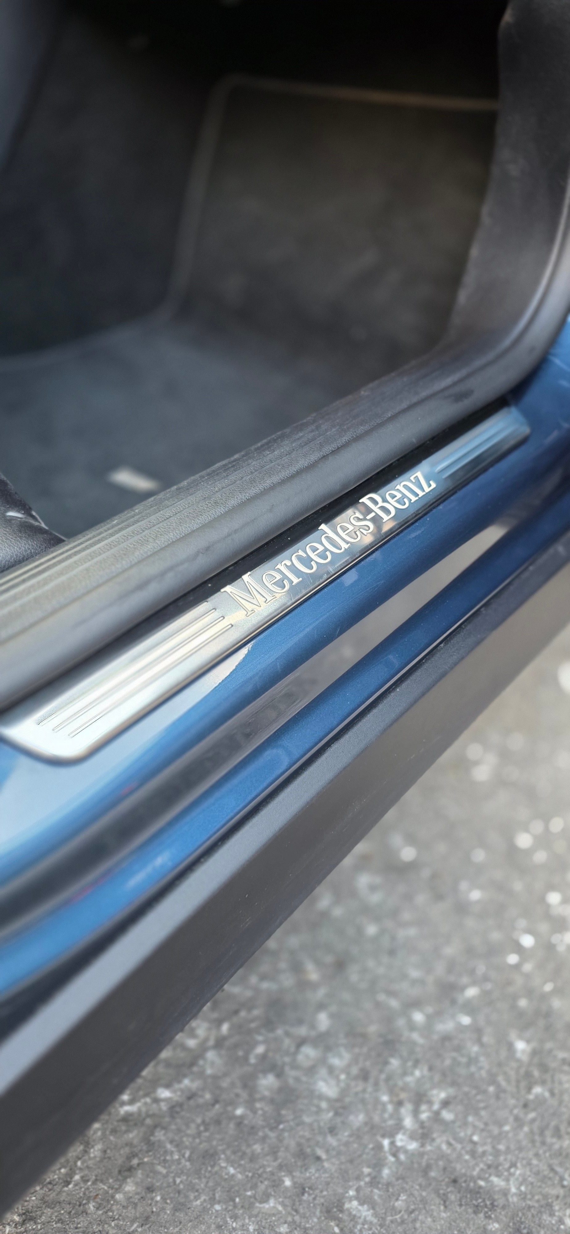 MERCEDES-BENZ GLB 250 4Matic AMG Line 8G-Tronic-image-14