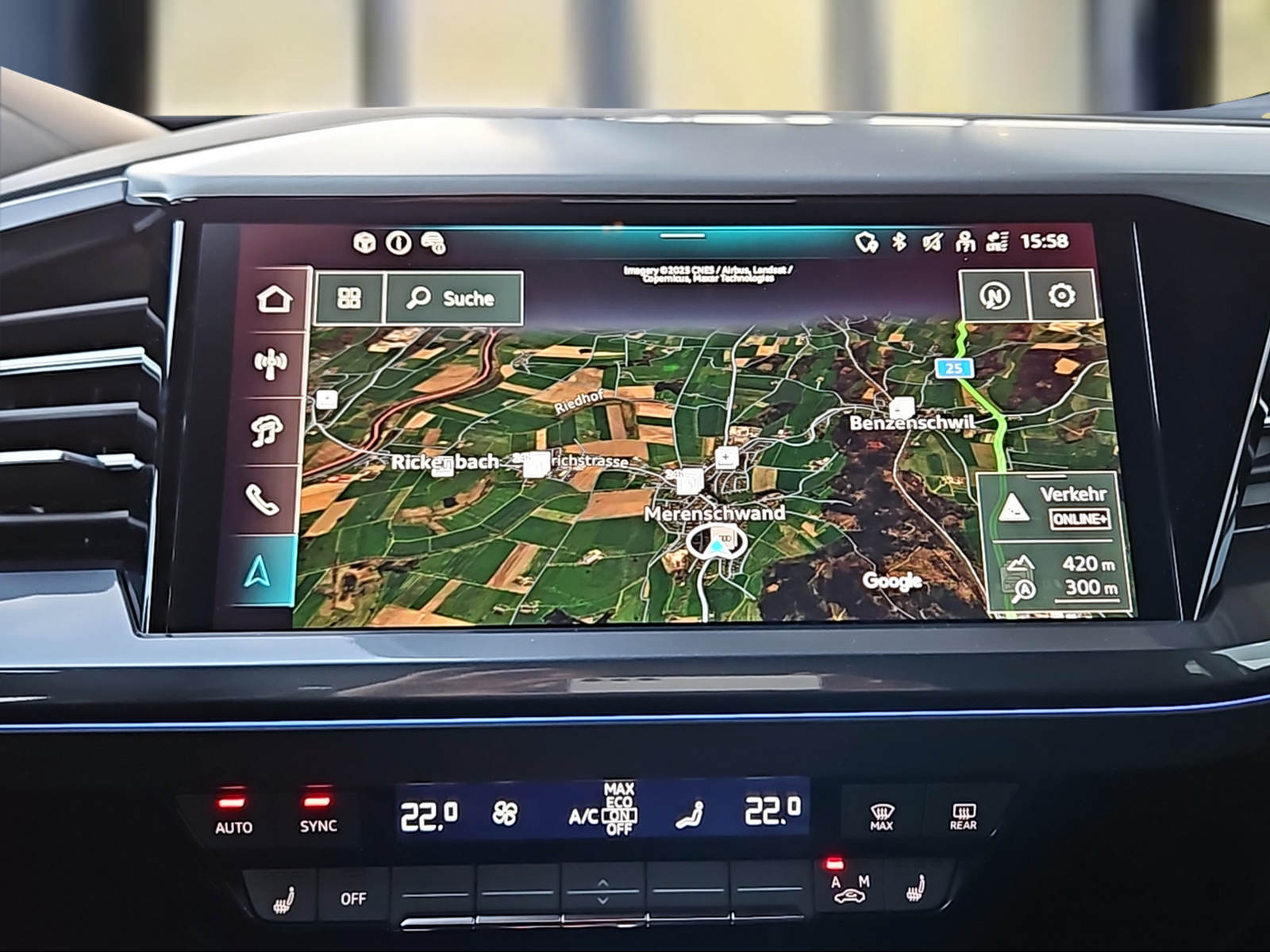 AUDI Q4 Sportback e-tron 45 Attraction quattro Mythosschwarz Metallic-image-13