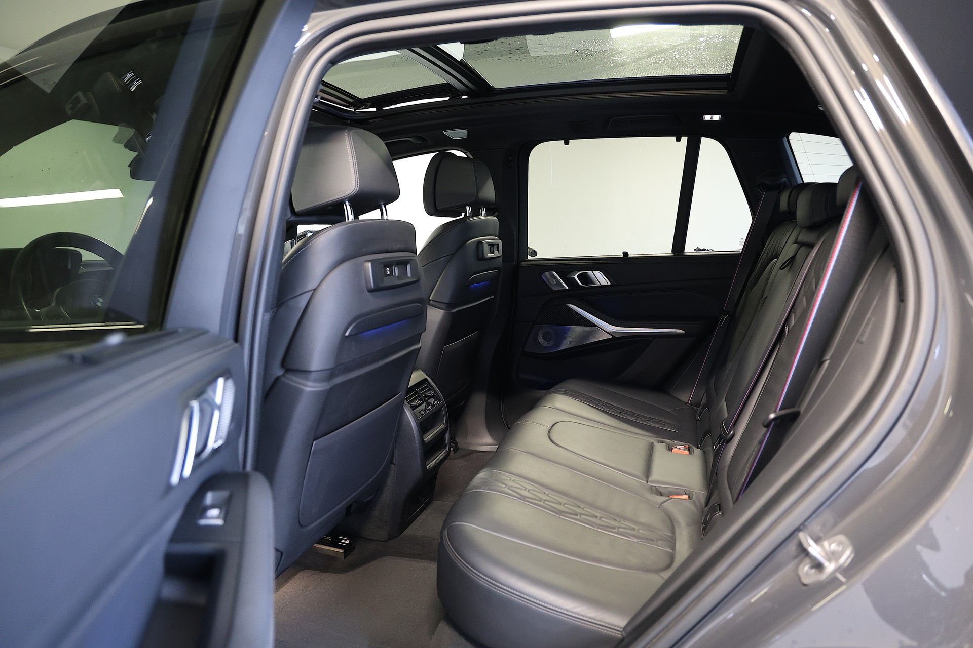 BMW X5 xDrive45e M Sport Steptronic *CH-Fahrzeug* *VOLLAUSSTATTUNG*-image-15