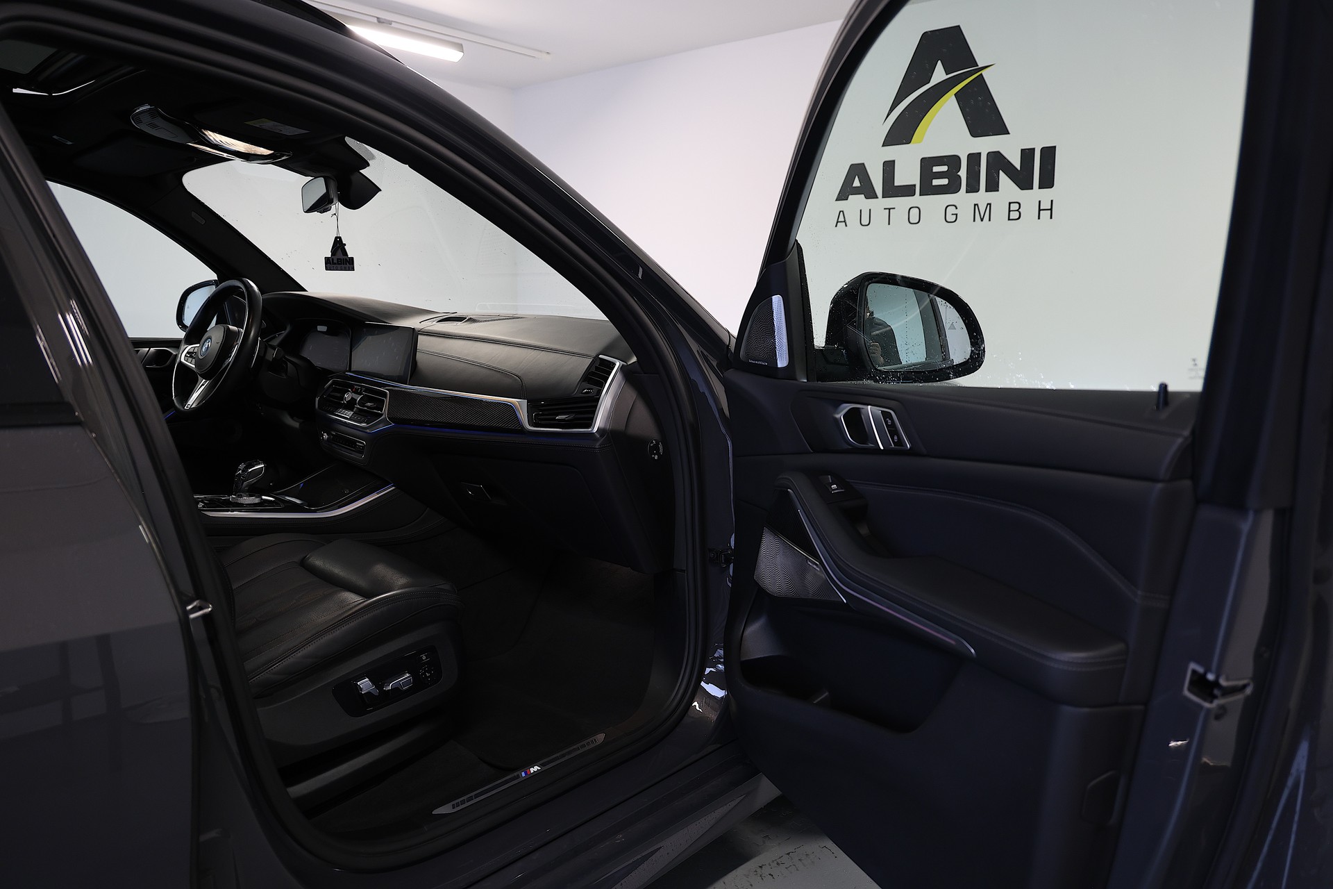 BMW X5 xDrive45e M Sport Steptronic *CH-Fahrzeug* *VOLLAUSSTATTUNG*-image-10