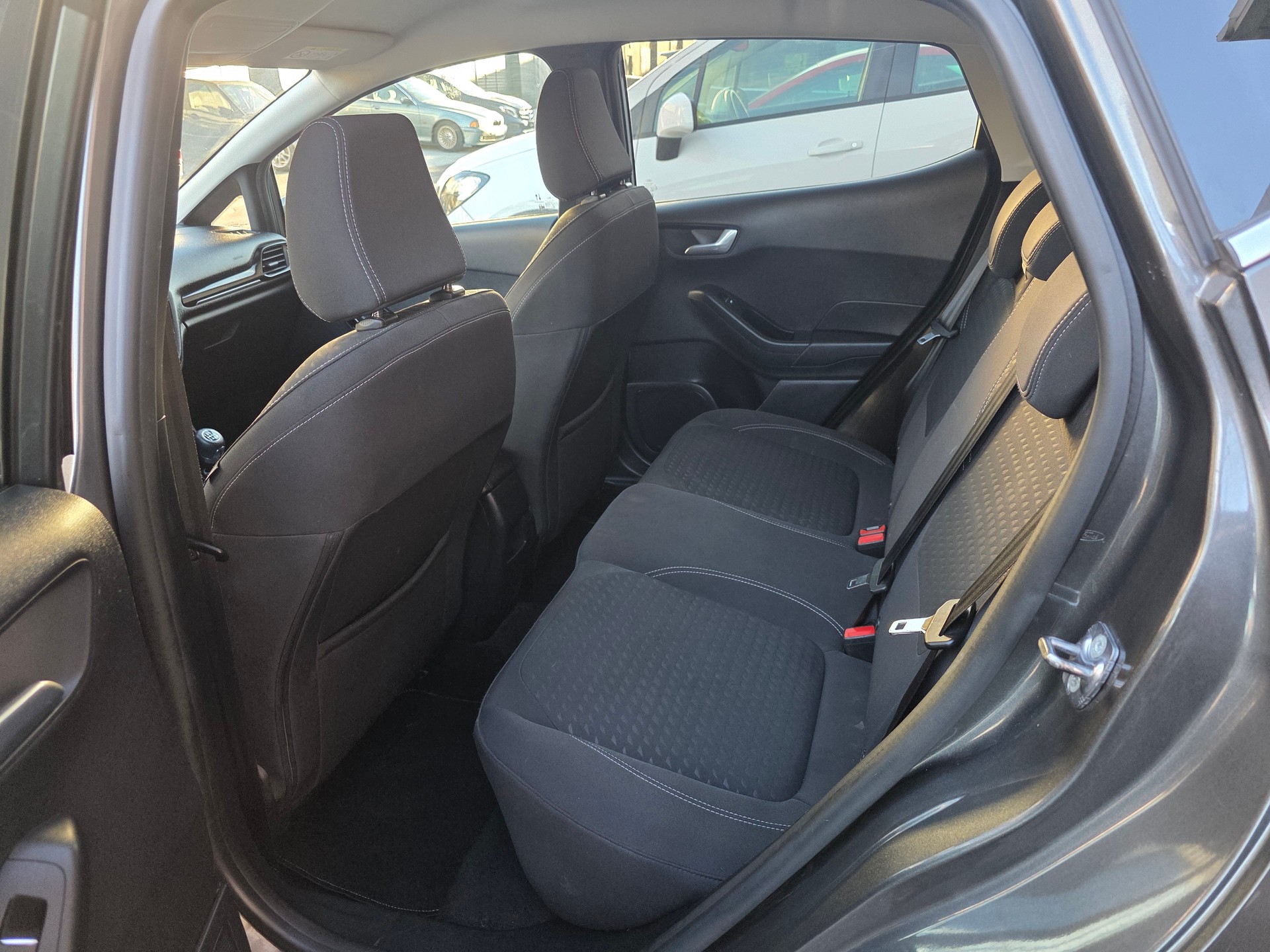 FORD Fiesta 1.0 SCTi MHEV ST-Line-image-10