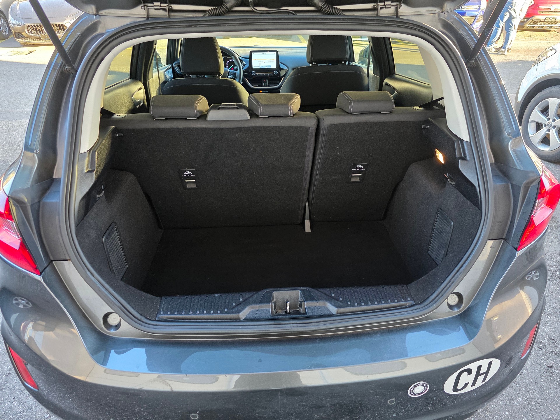 FORD Fiesta 1.0 SCTi MHEV ST-Line-image-12