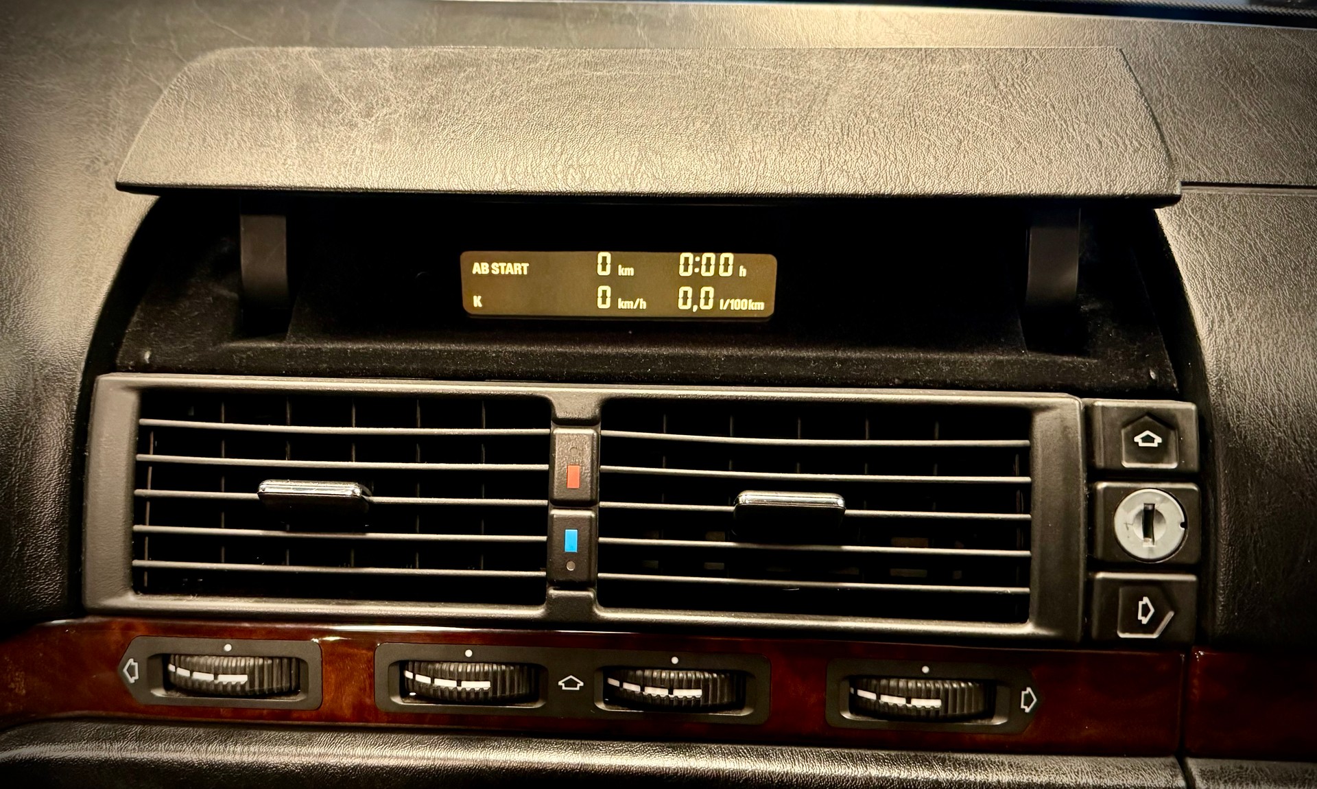 MERCEDES-BENZ 600 SE Automatic-image-18
