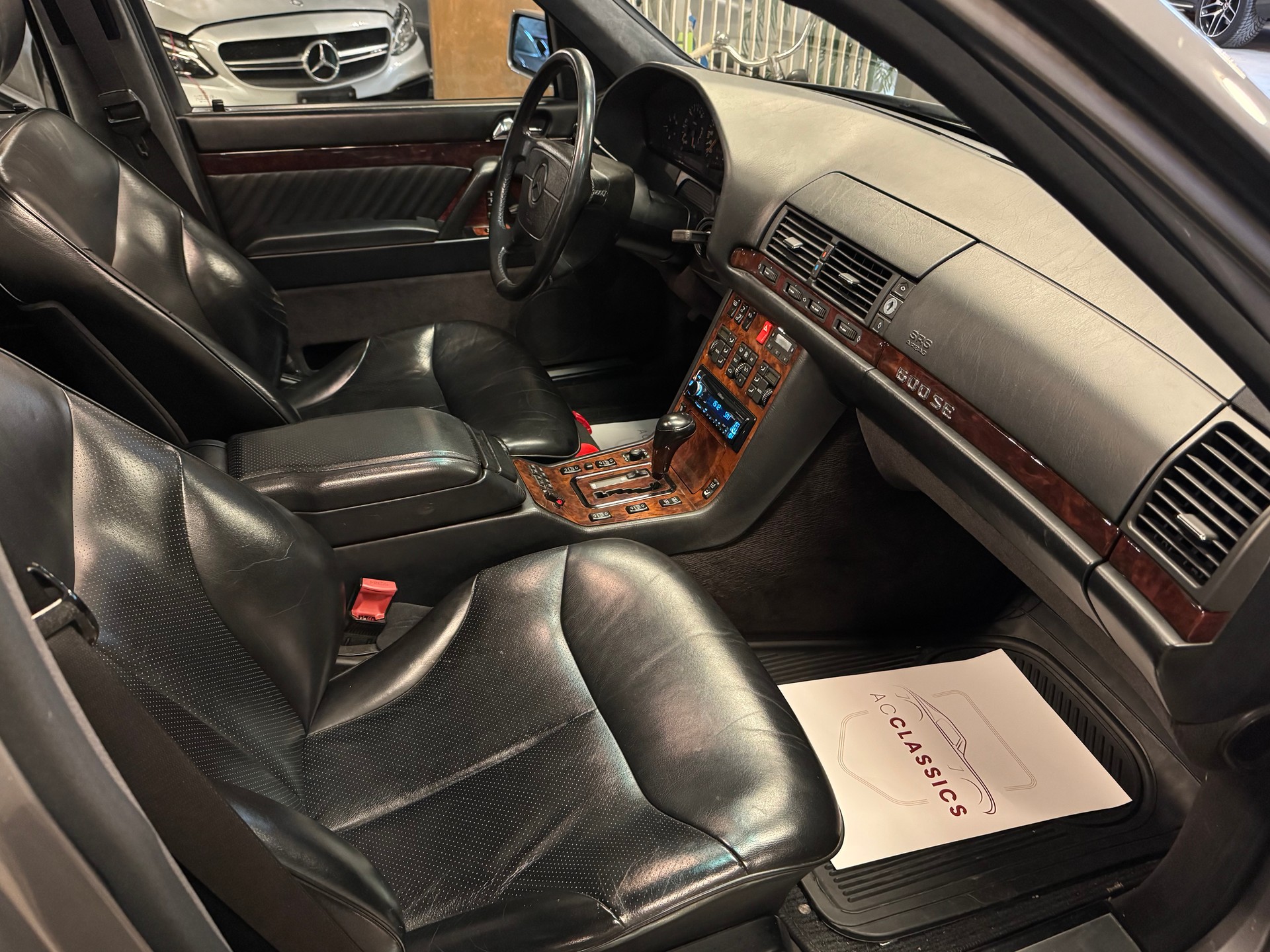MERCEDES-BENZ 600 SE Automatic-image-22
