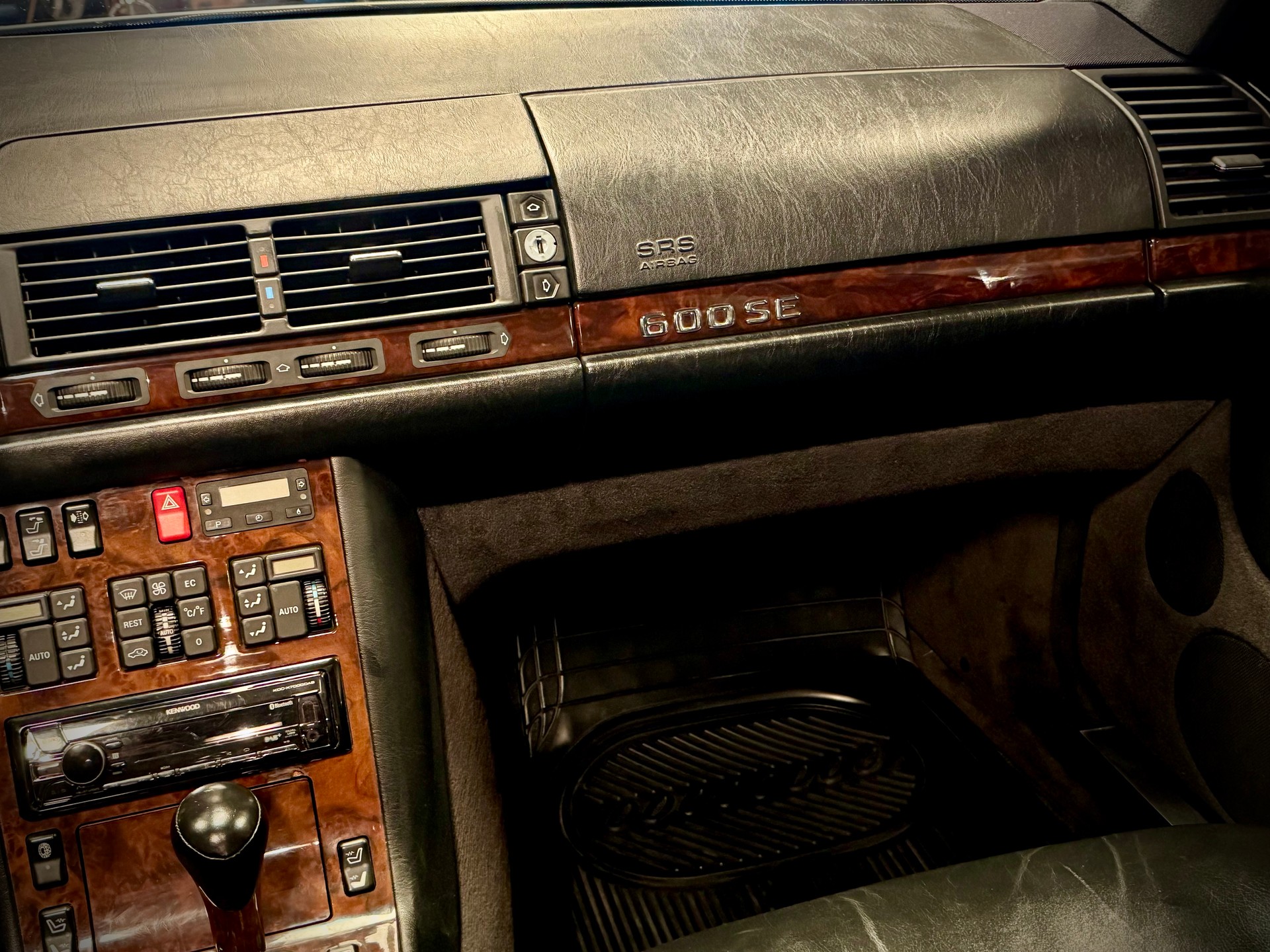 MERCEDES-BENZ 600 SE Automatic-image-17