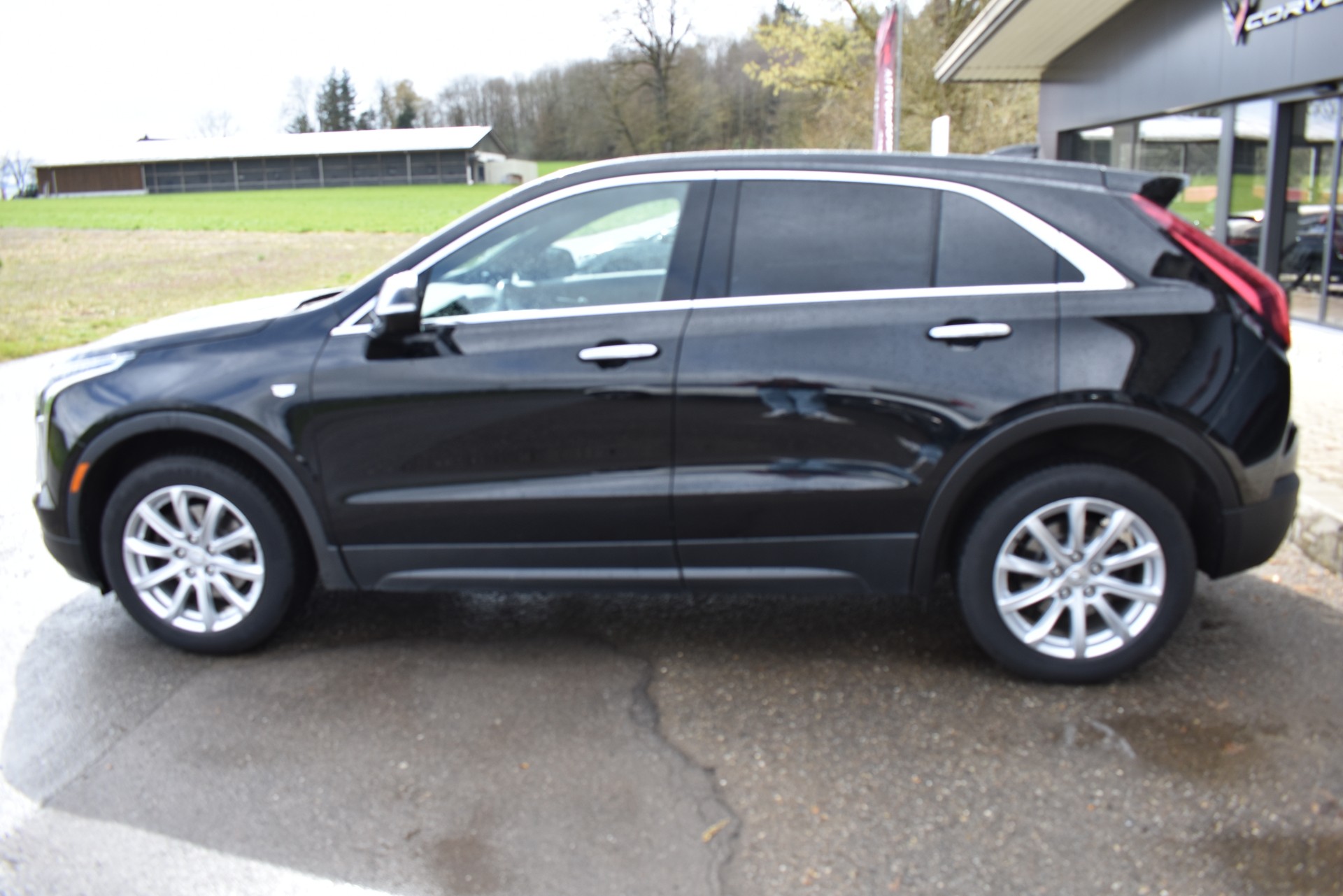 CADILLAC XT4 350T 2.0 Premium Luxury AWD Automat-image-1