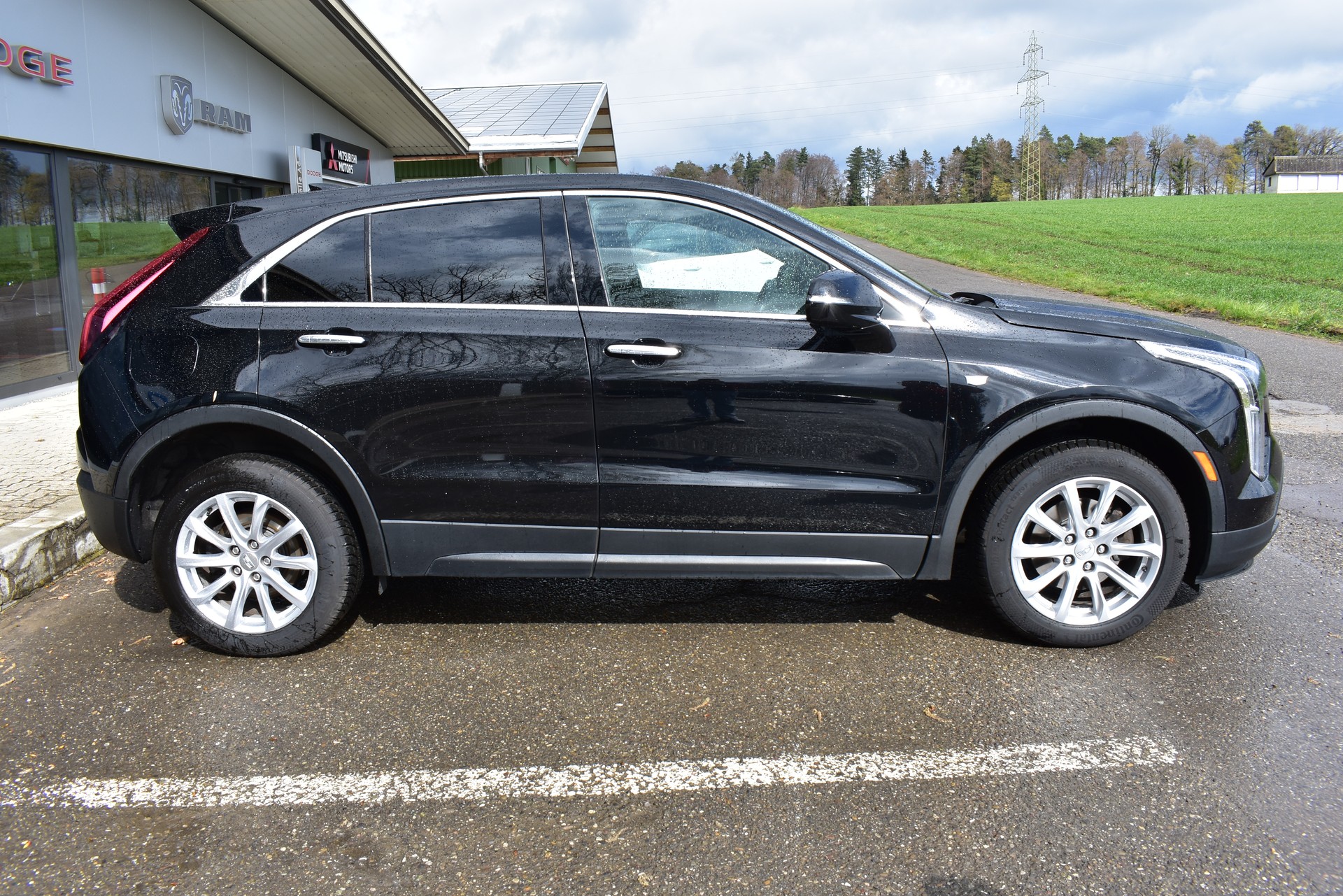 CADILLAC XT4 350T 2.0 Premium Luxury AWD Automat-image-4
