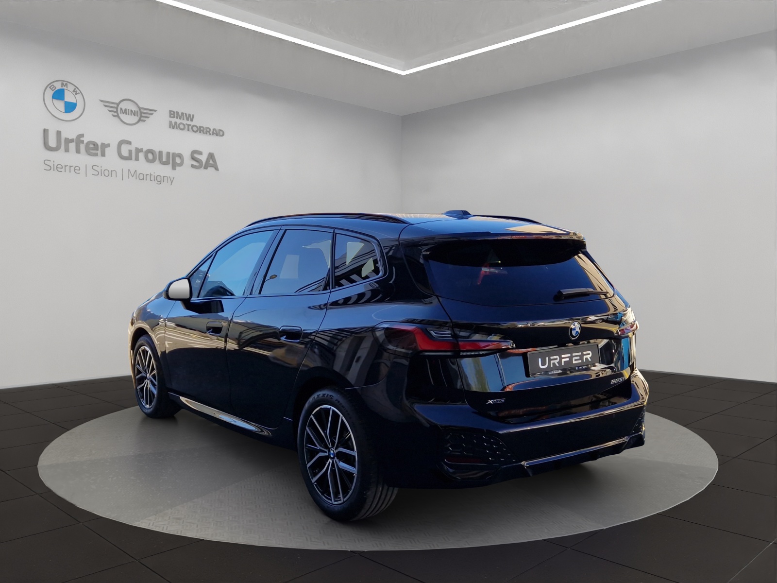 BMW 223i Active Tourer xDrive M Sport DKG-image-2