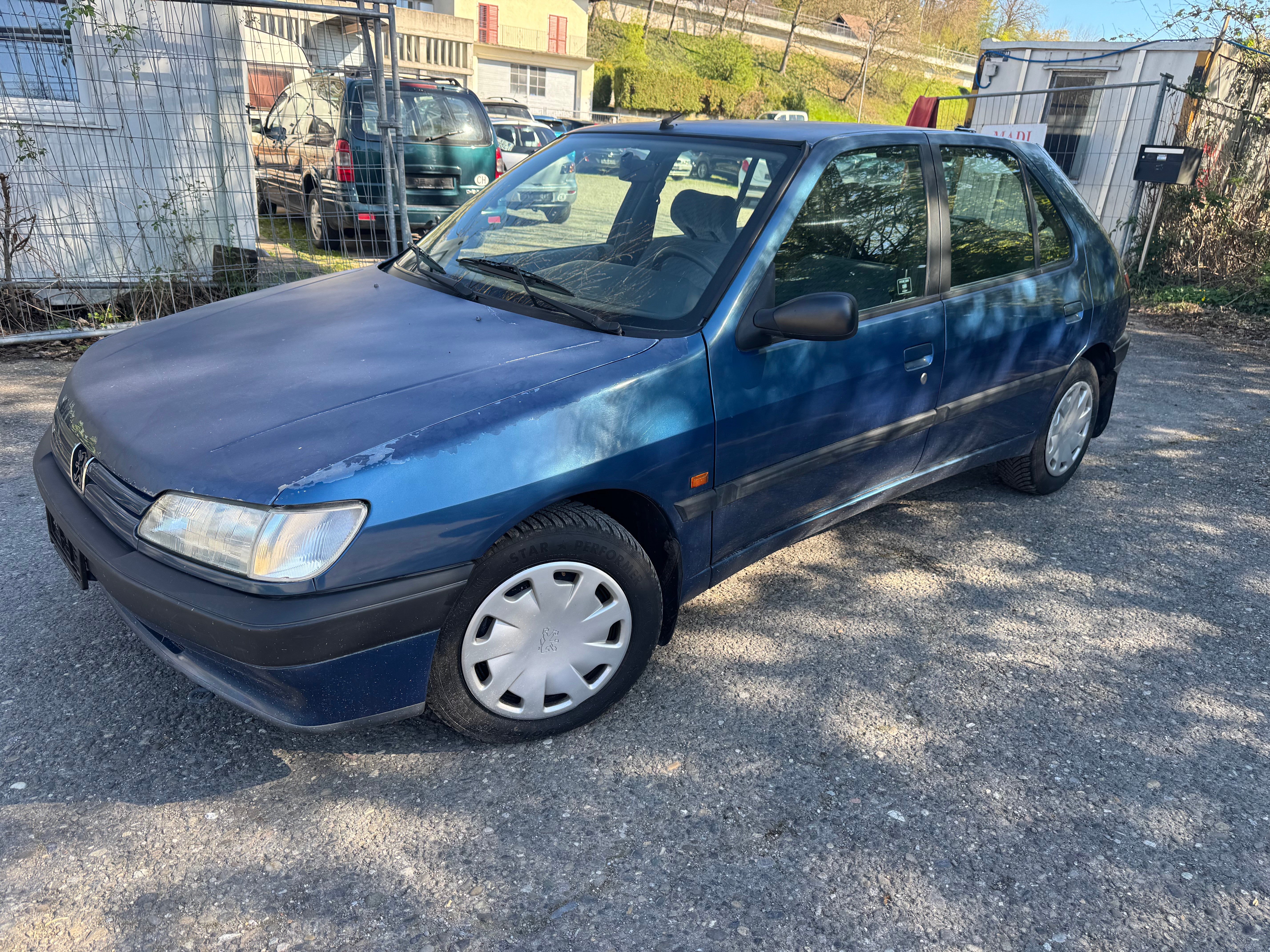 Car photo