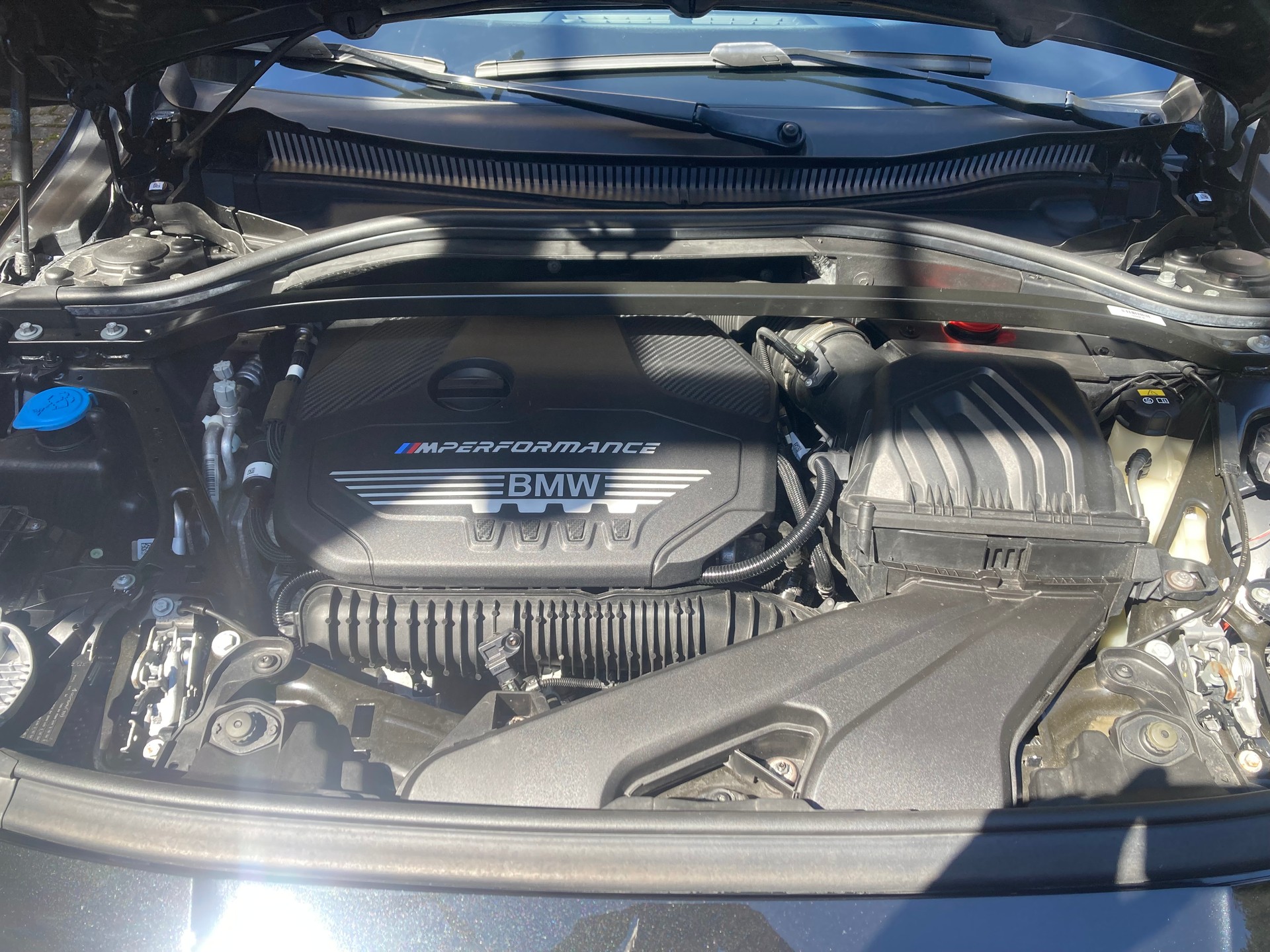 BMW M135i xDrive Steptronic-image-19