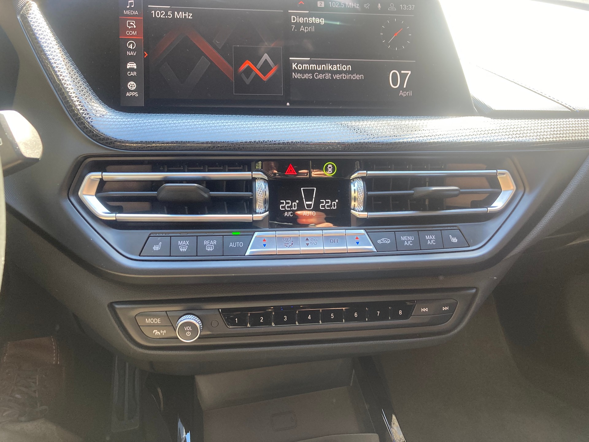 BMW M135i xDrive Steptronic-image-18