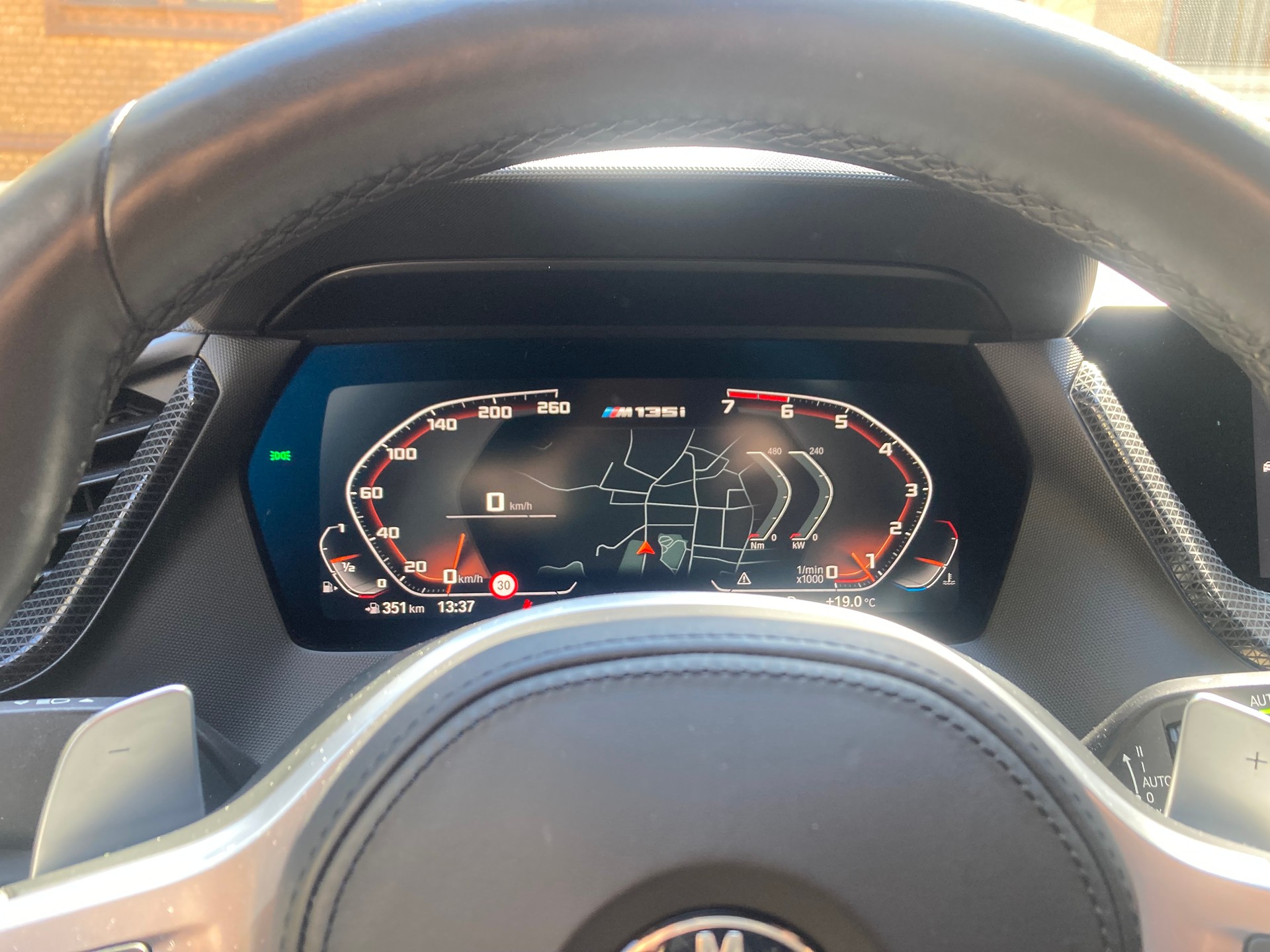 BMW M135i xDrive Steptronic-image-15
