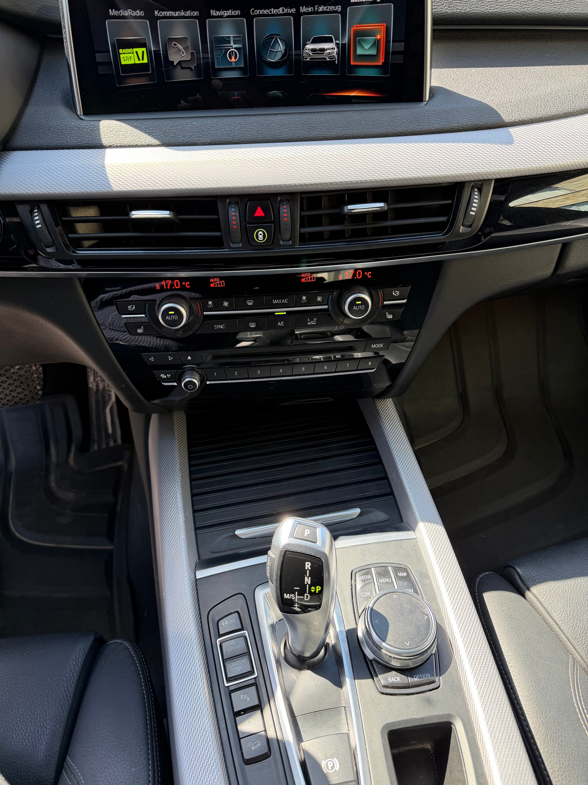 BMW X5 xDrive40e M Sport | CH-Fahrzeug | Top gepflegt | Vollausstattung | Hybrid 313 PS | BMW Schweiz VIP Fahrzeug-image-3