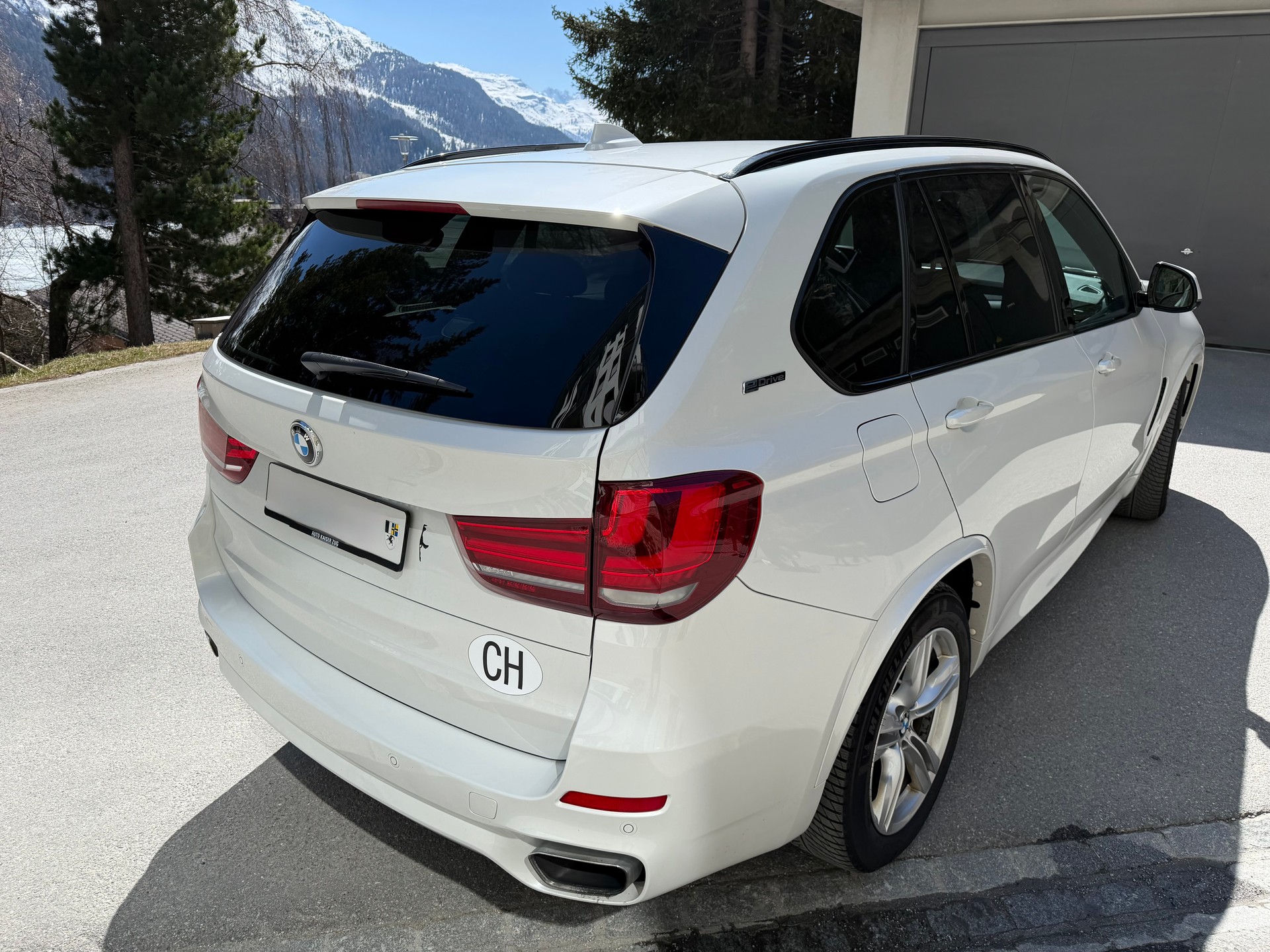 BMW X5 xDrive40e M Sport | CH-Fahrzeug | Top gepflegt | Vollausstattung | Hybrid 313 PS | BMW Schweiz VIP Fahrzeug-image-5